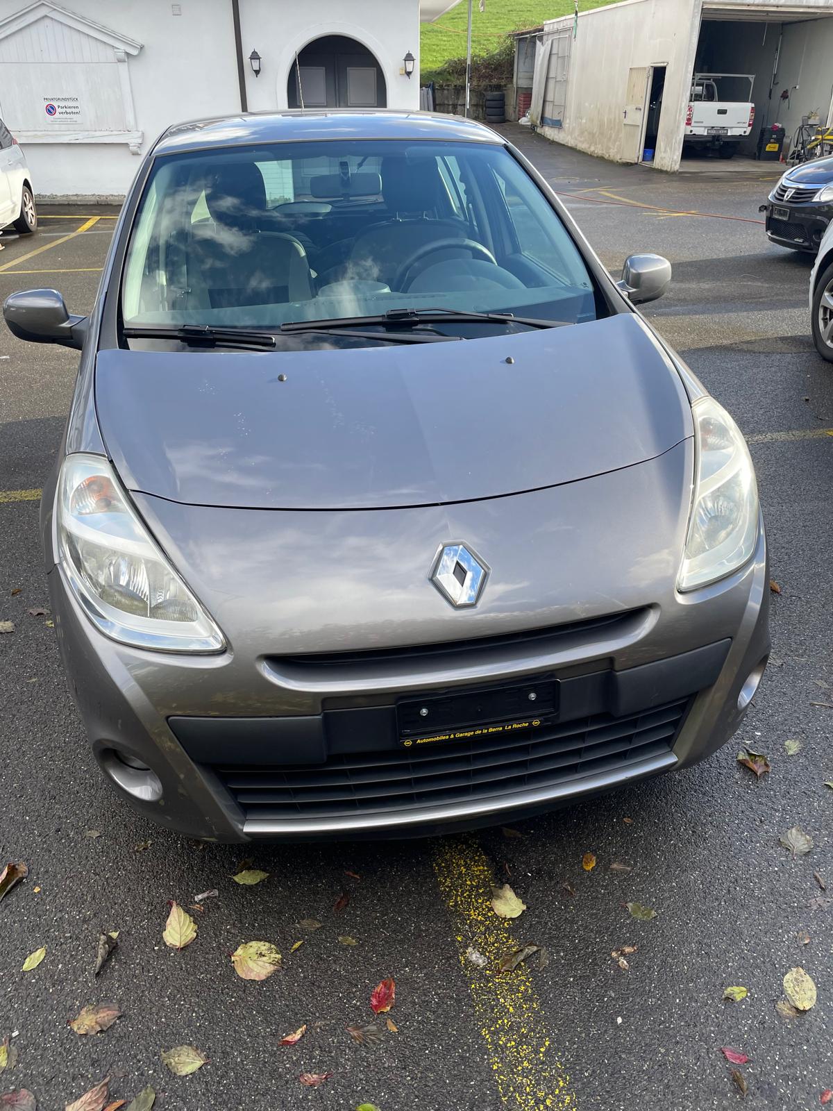 RENAULT Clio 1.2 16V Turbo S