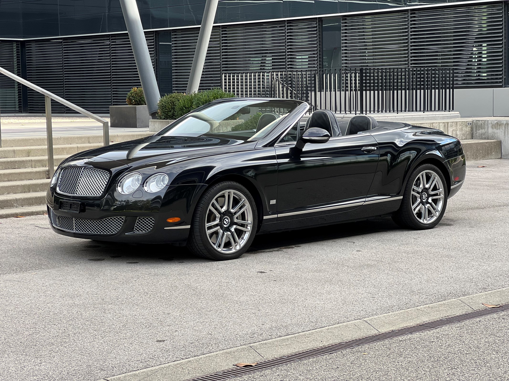 BENTLEY Continental GTC Speed 6.0