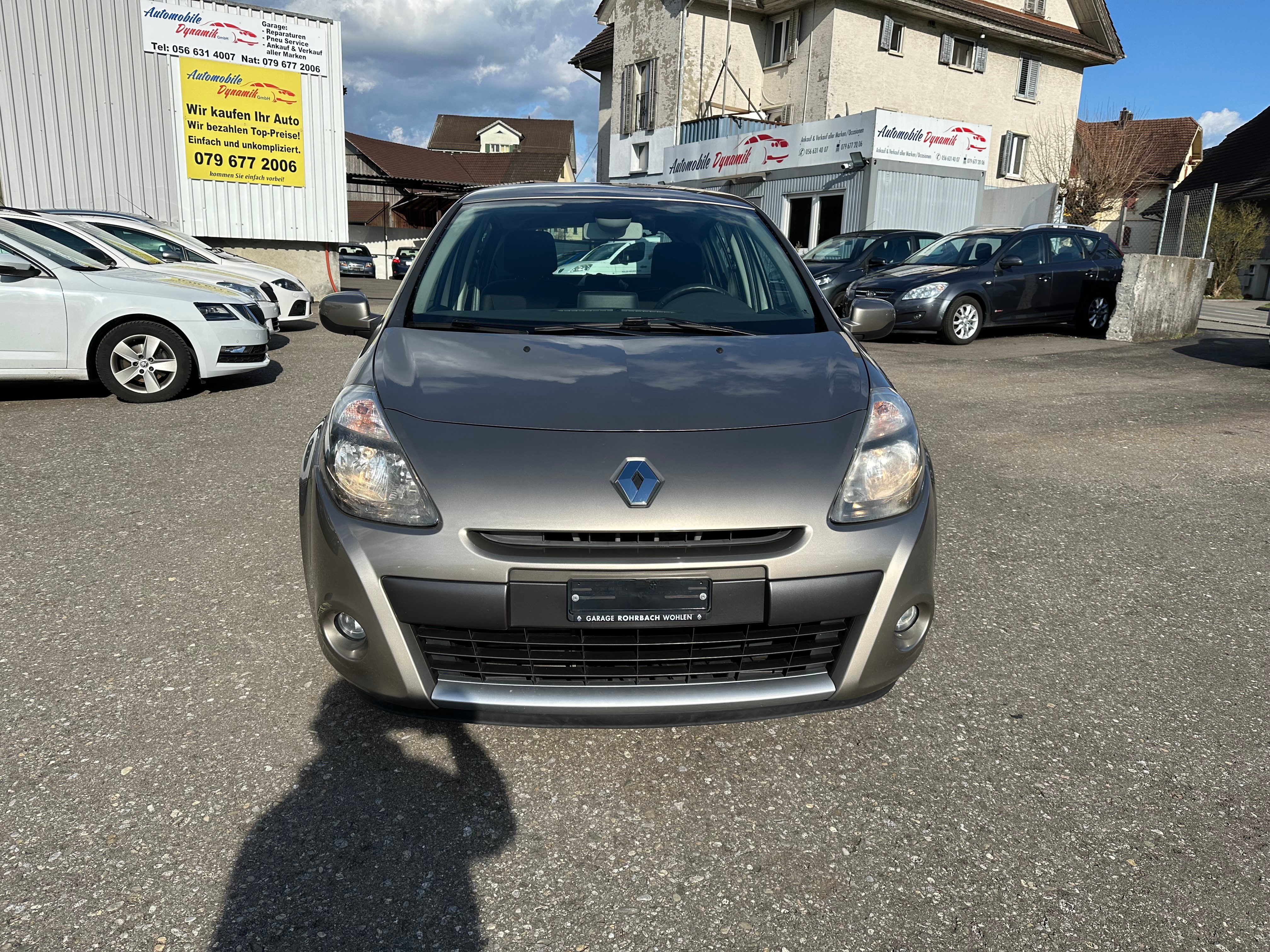 RENAULT Clio 1.2 16V Turbo Dynamique