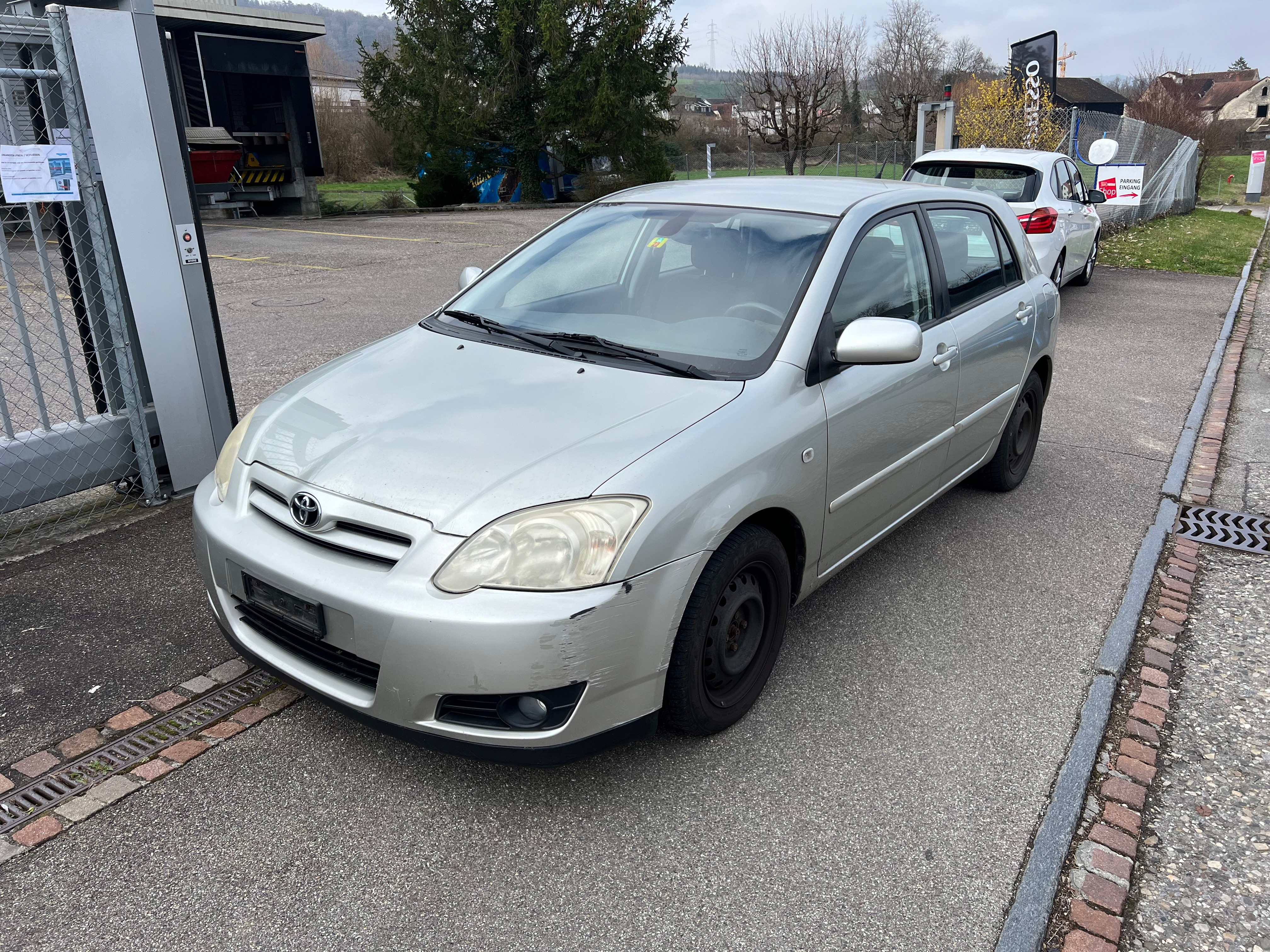 TOYOTA Corolla 1.6 Linea Terra