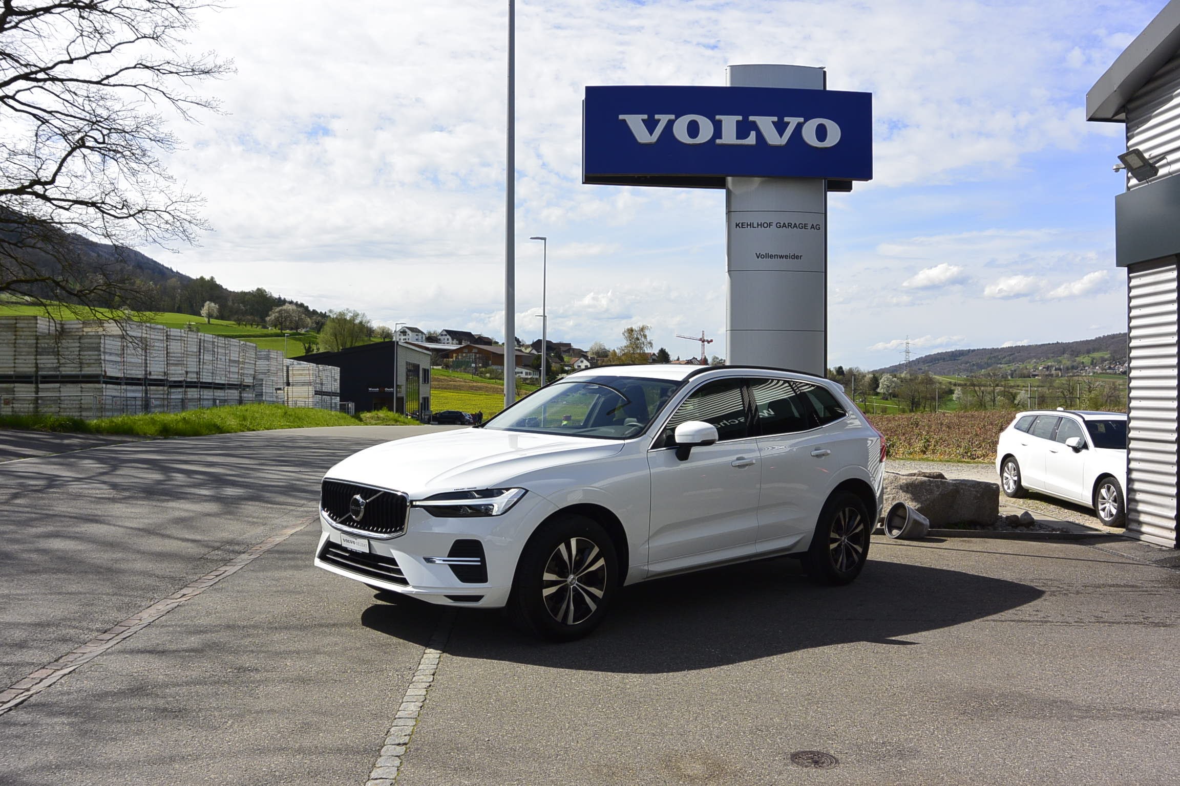 VOLVO XC60 B4 D AWD Momentum