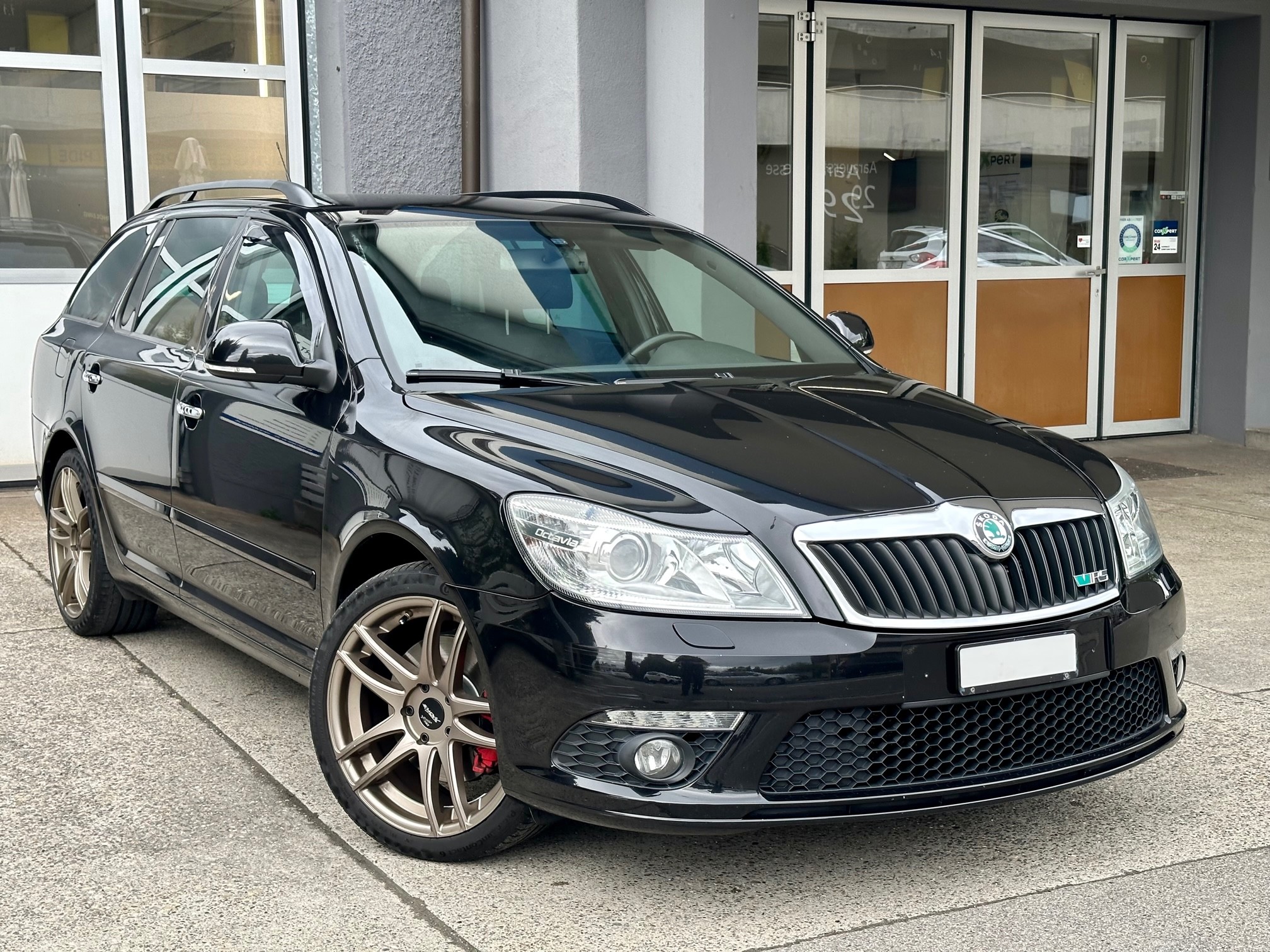 SKODA Octavia Combi 2.0 TSI RS