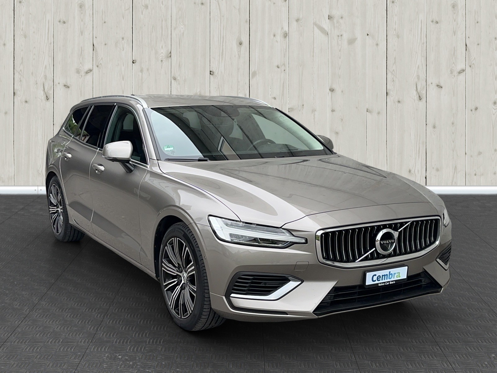 VOLVO V60 T6 eAWD Twin Engine Inscription Geartronic