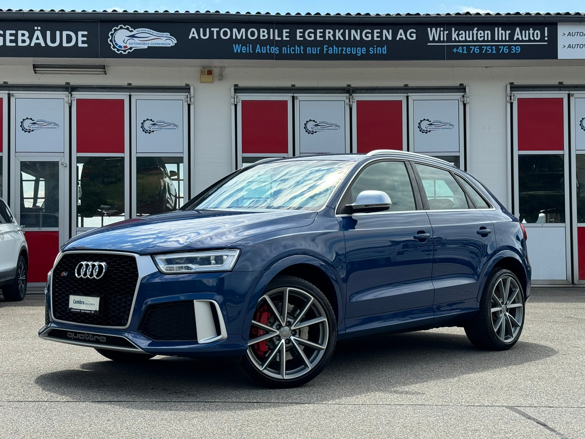 AUDI RS Q3 2.5 TFSI performance quattro S-tronic