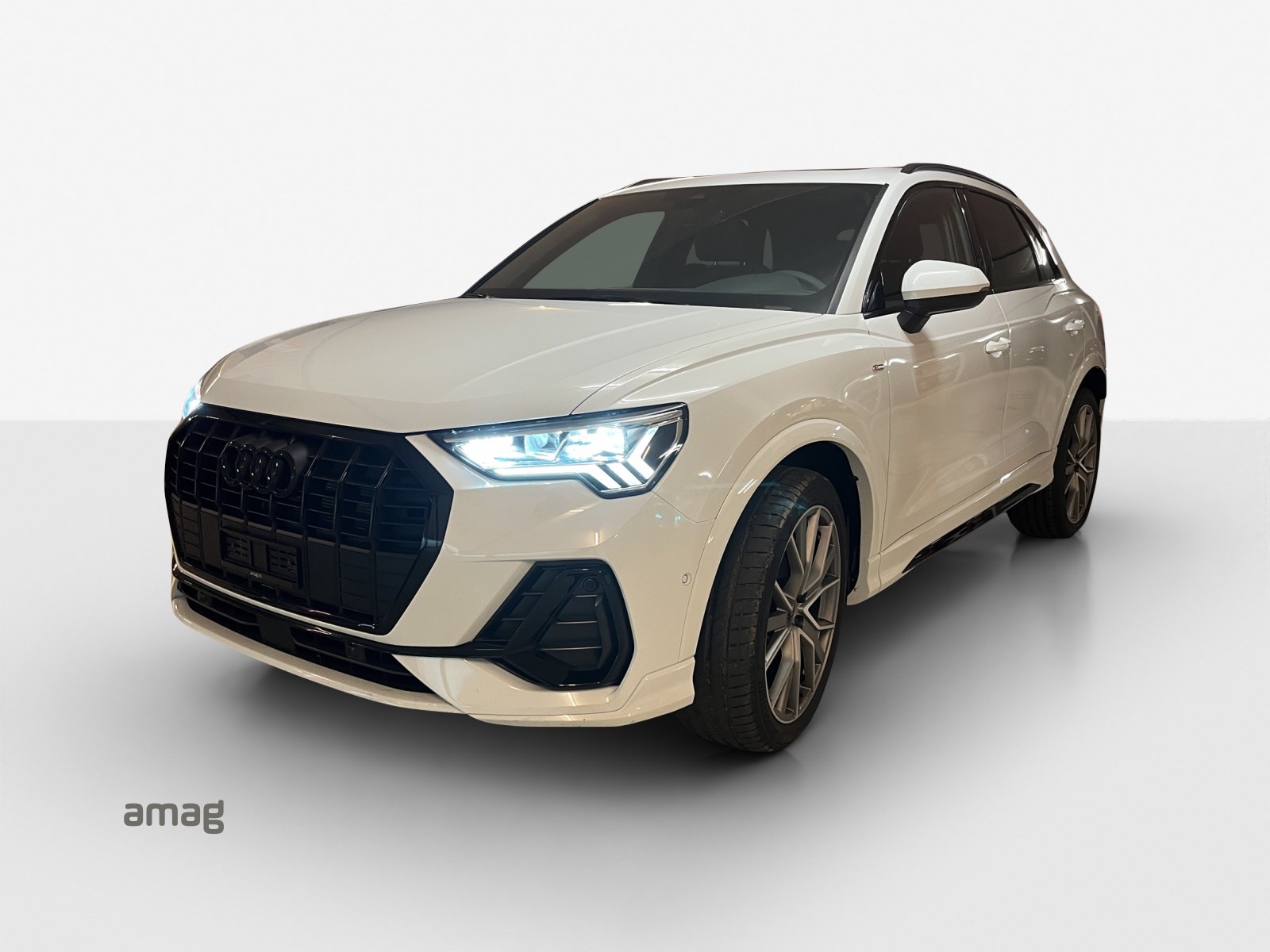 AUDI Q3 35 TFSI S line Attraction S-tronic