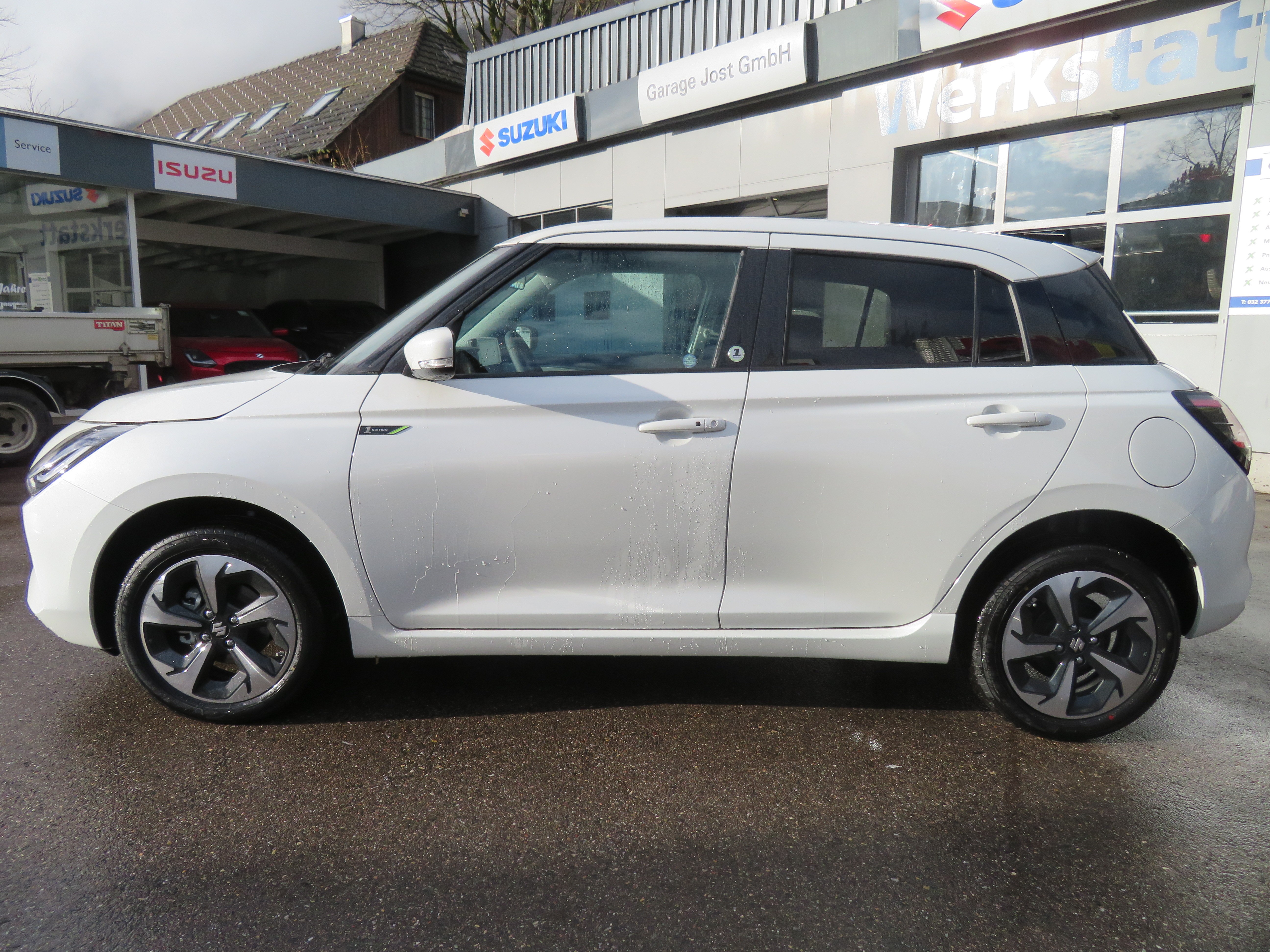 SUZUKI Swift 1.2 1st Edition Top Hybrid 4x4