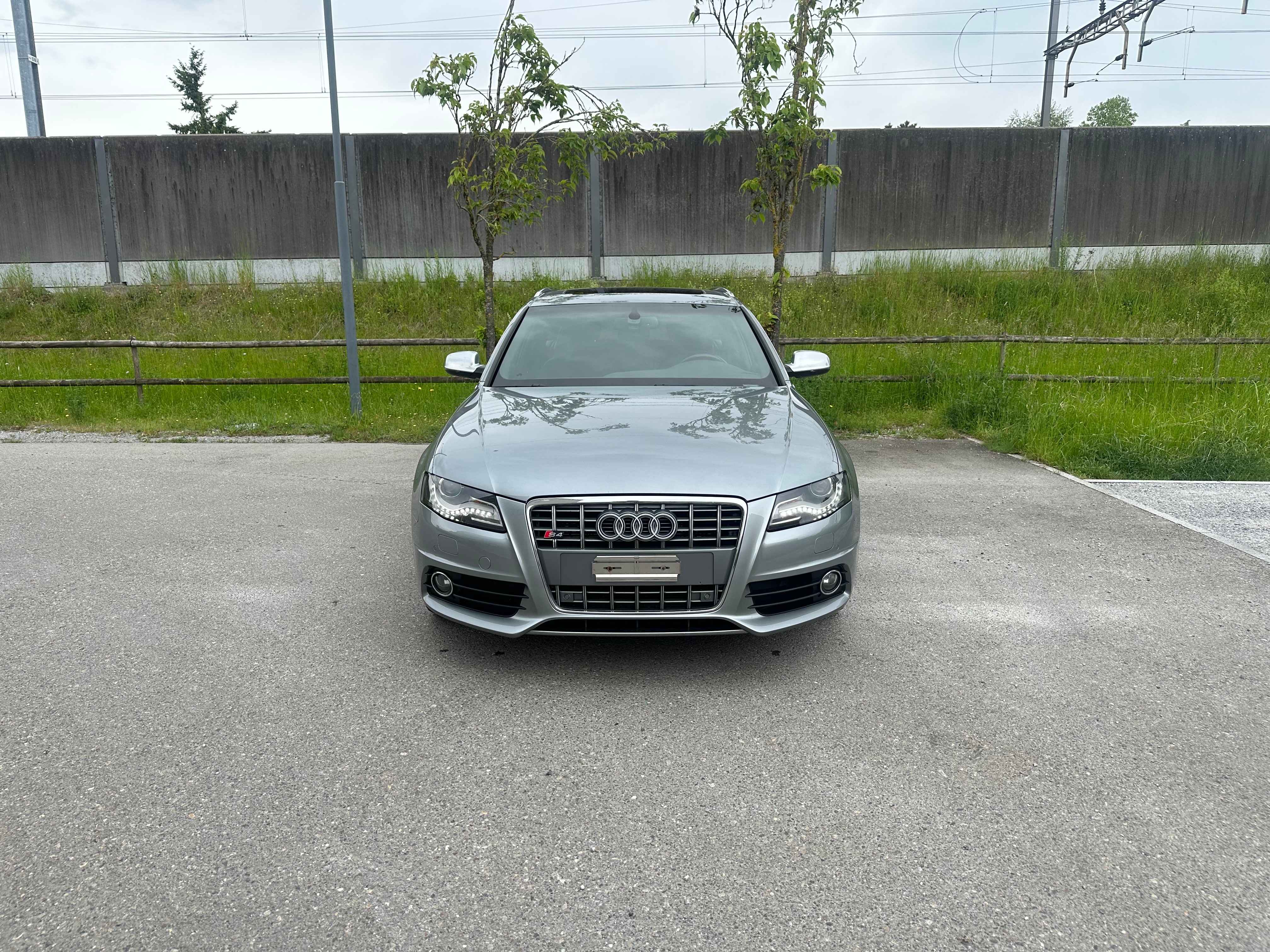 AUDI S4 Avant 3.0 TFSI quattro S-tronic