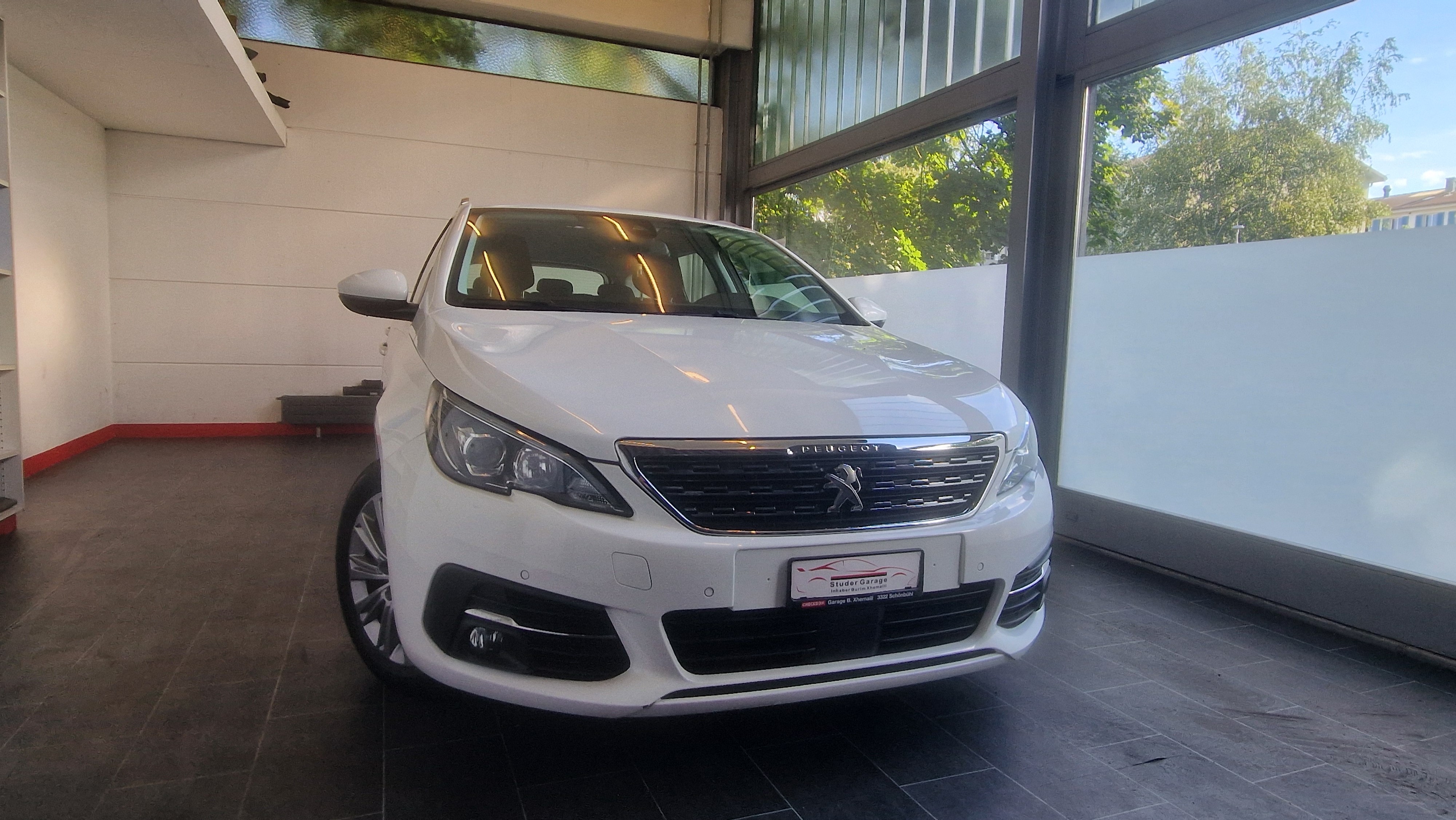 PEUGEOT 308 SW 1.5 BlueHDI Allure EAT8