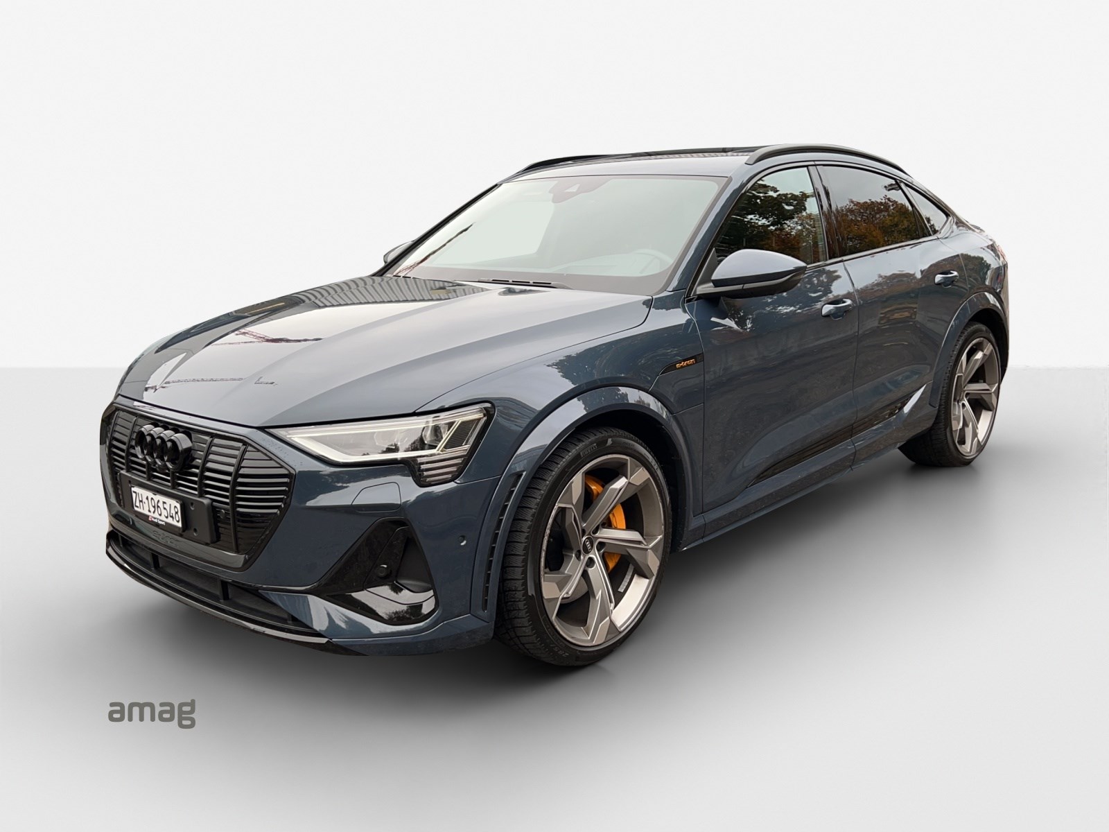 AUDI e-tron S Sportback quattro