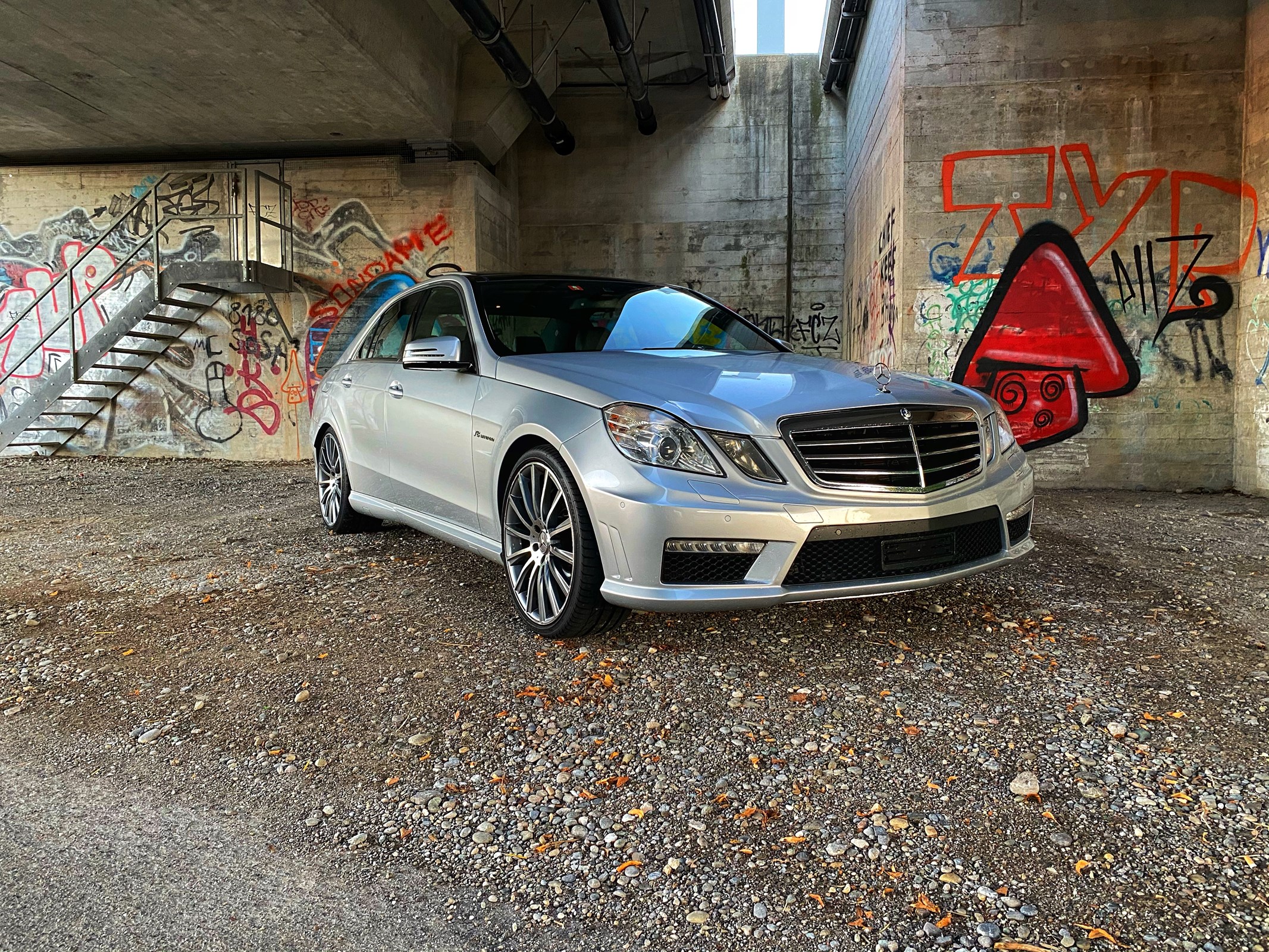 MERCEDES-BENZ E 63 CGI AMG 7G-Tronic