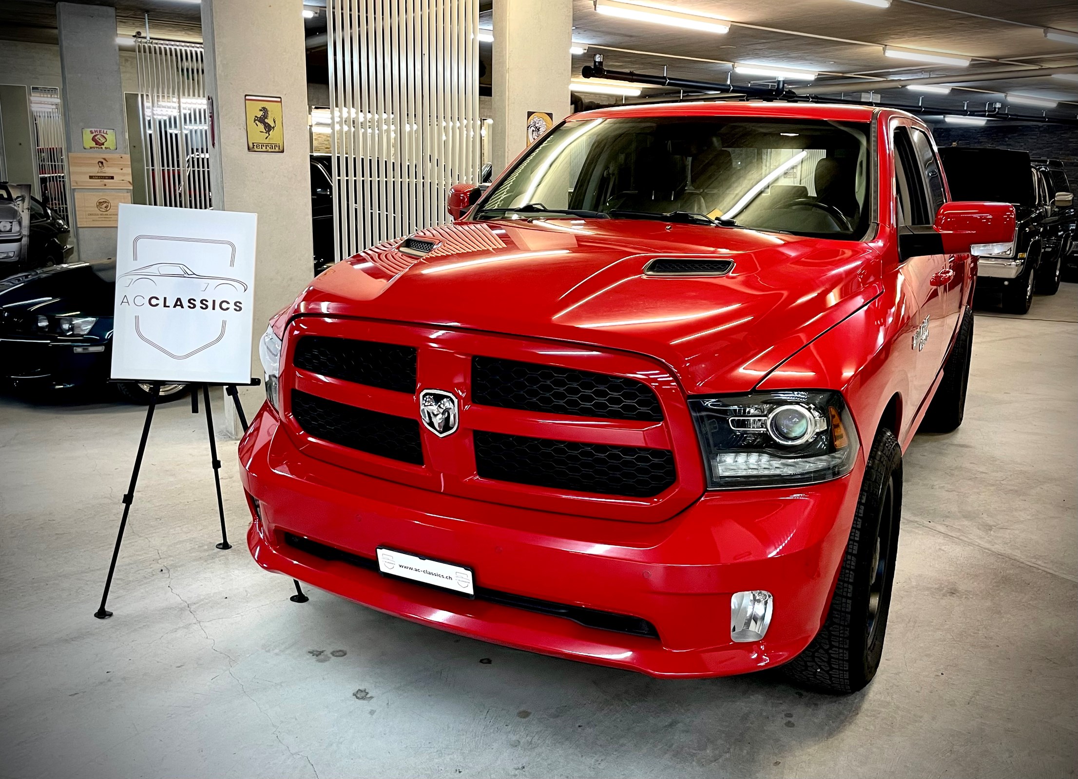 DODGE 1500 Sport Crew Cab mit Rambox