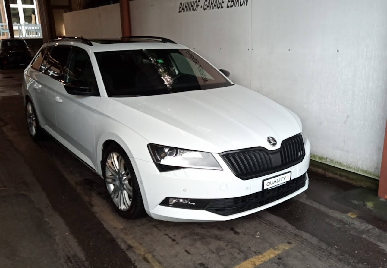 SKODA Superb Combi 2.0 TSI SportLine+ DSG 4x4