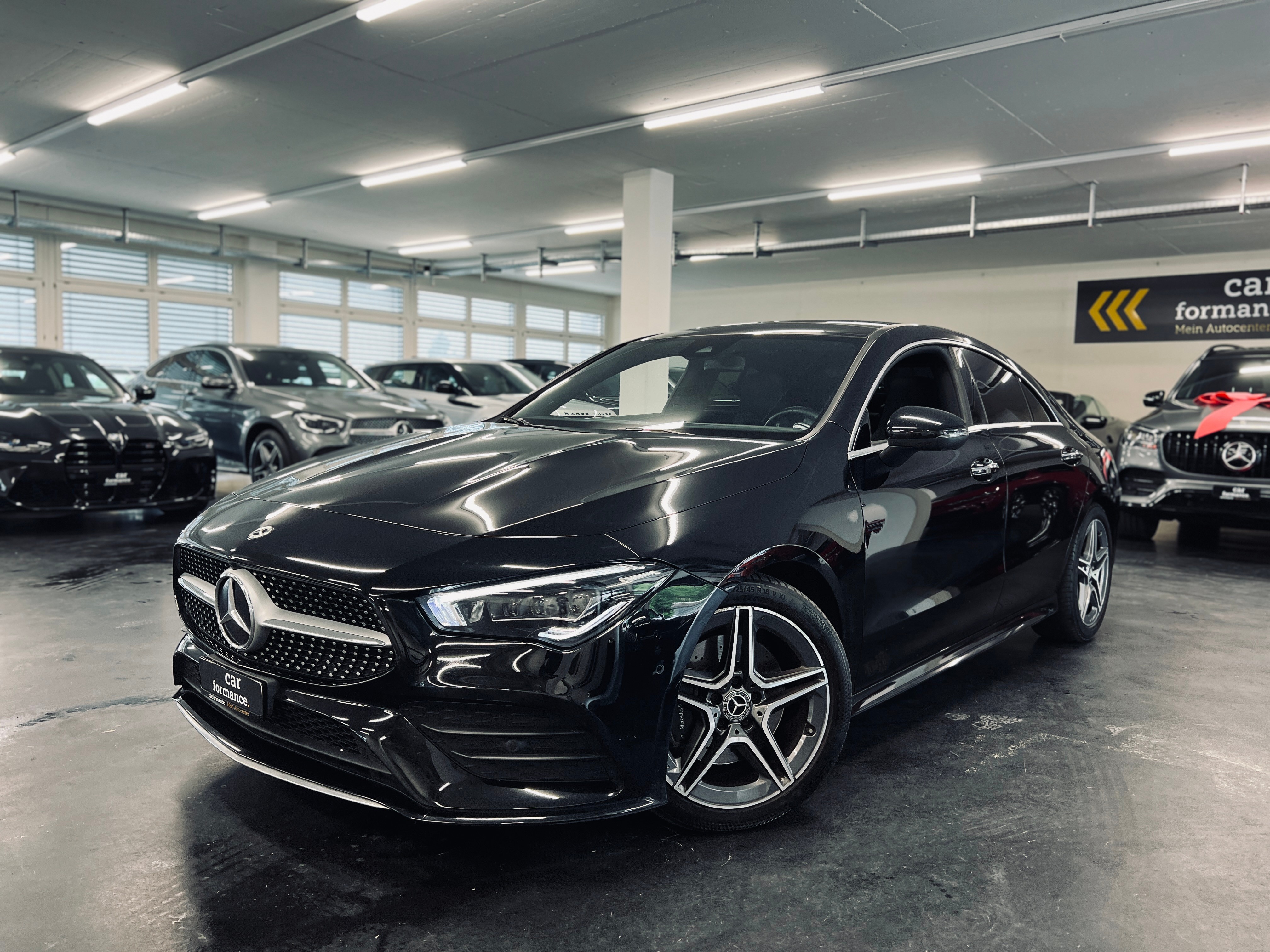 MERCEDES-BENZ CLA 200 AMG Line