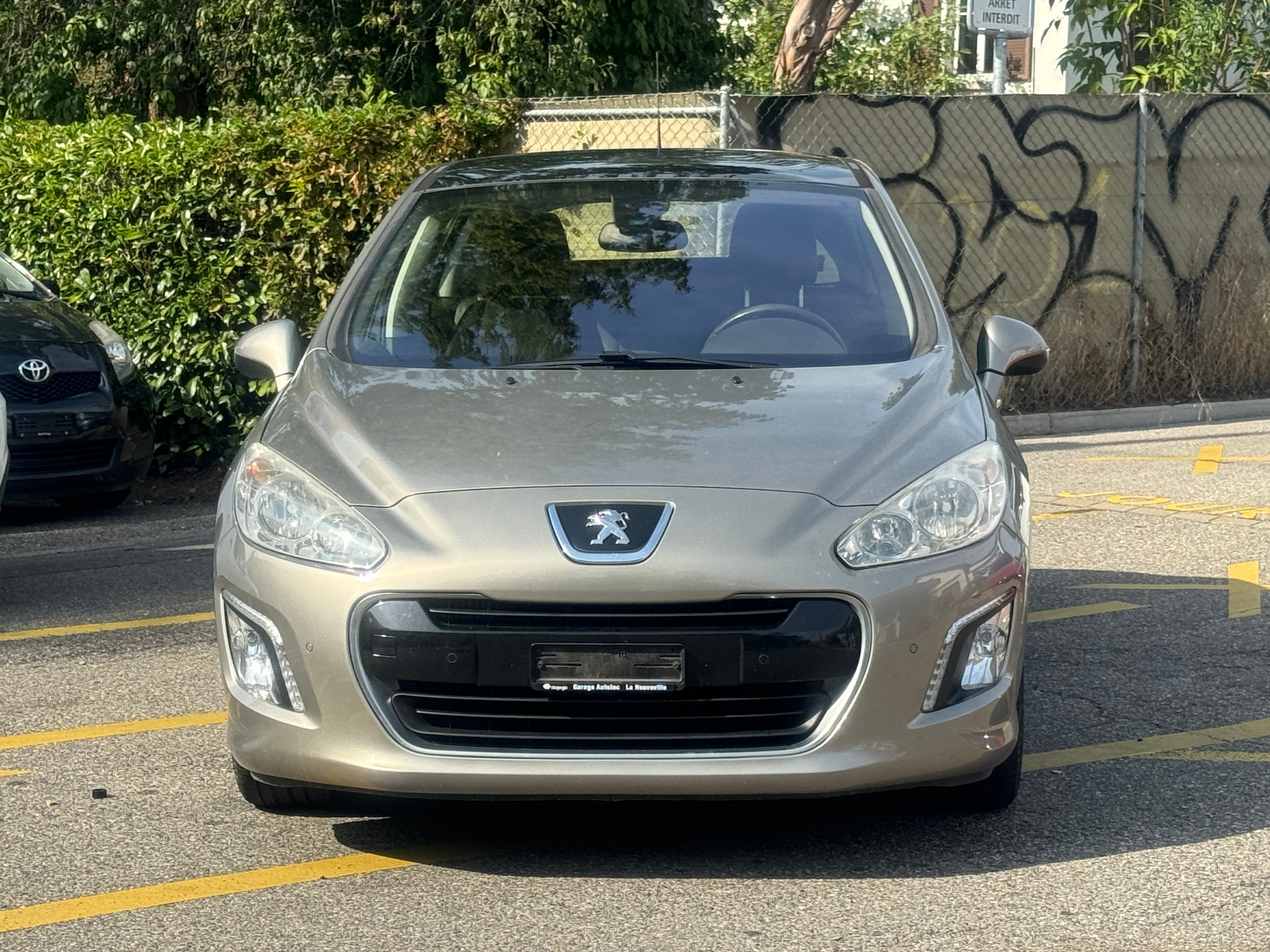 PEUGEOT 308 1.6 16V Turbo Allure Automatic