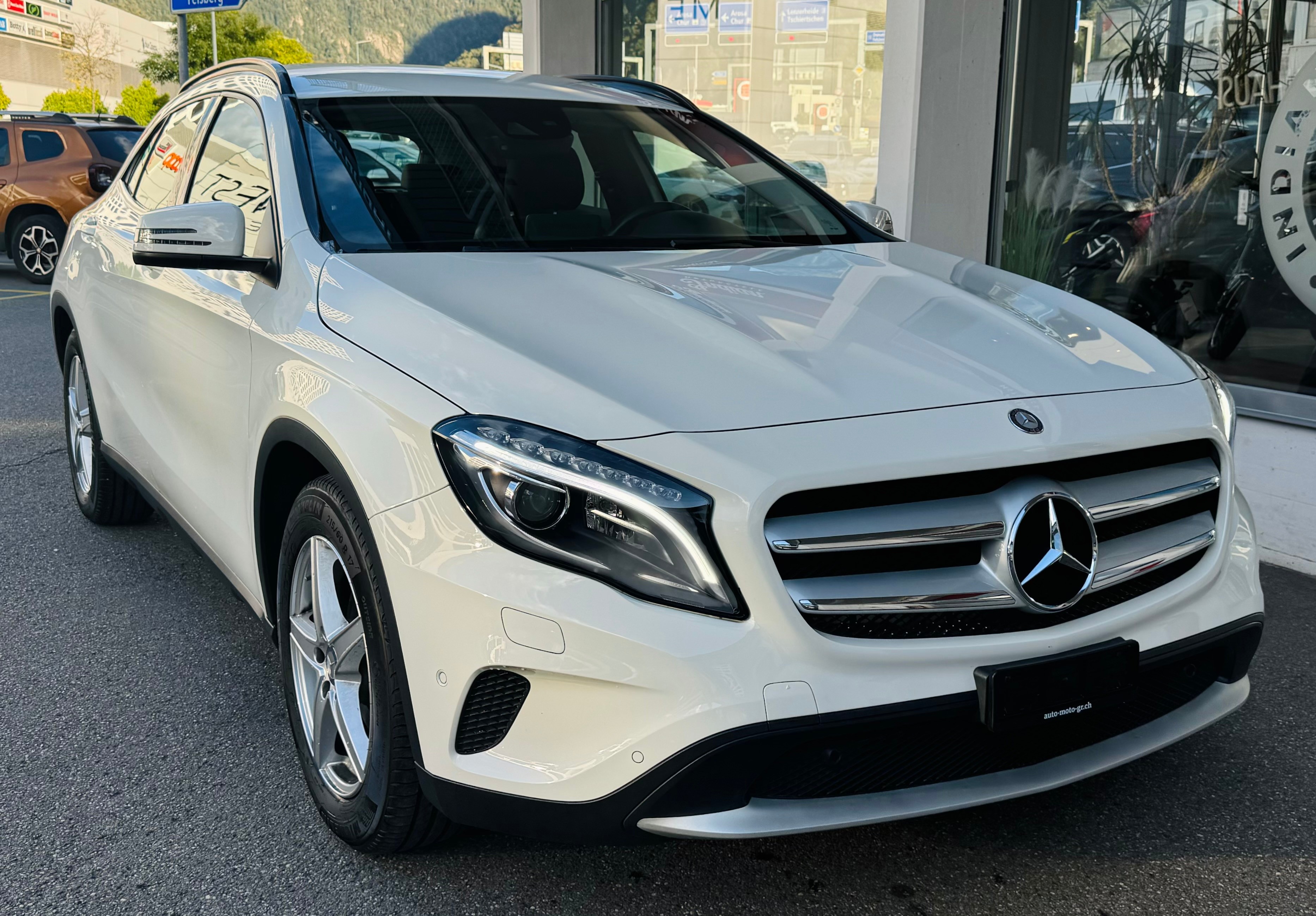 MERCEDES-BENZ GLA 200 CDI Style 4Matic 7G-DCT