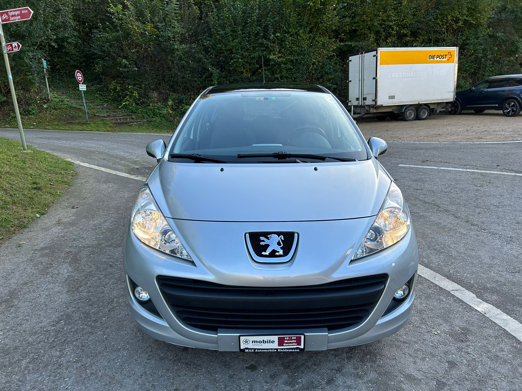 PEUGEOT 207 1.4 16V Swiss Edition