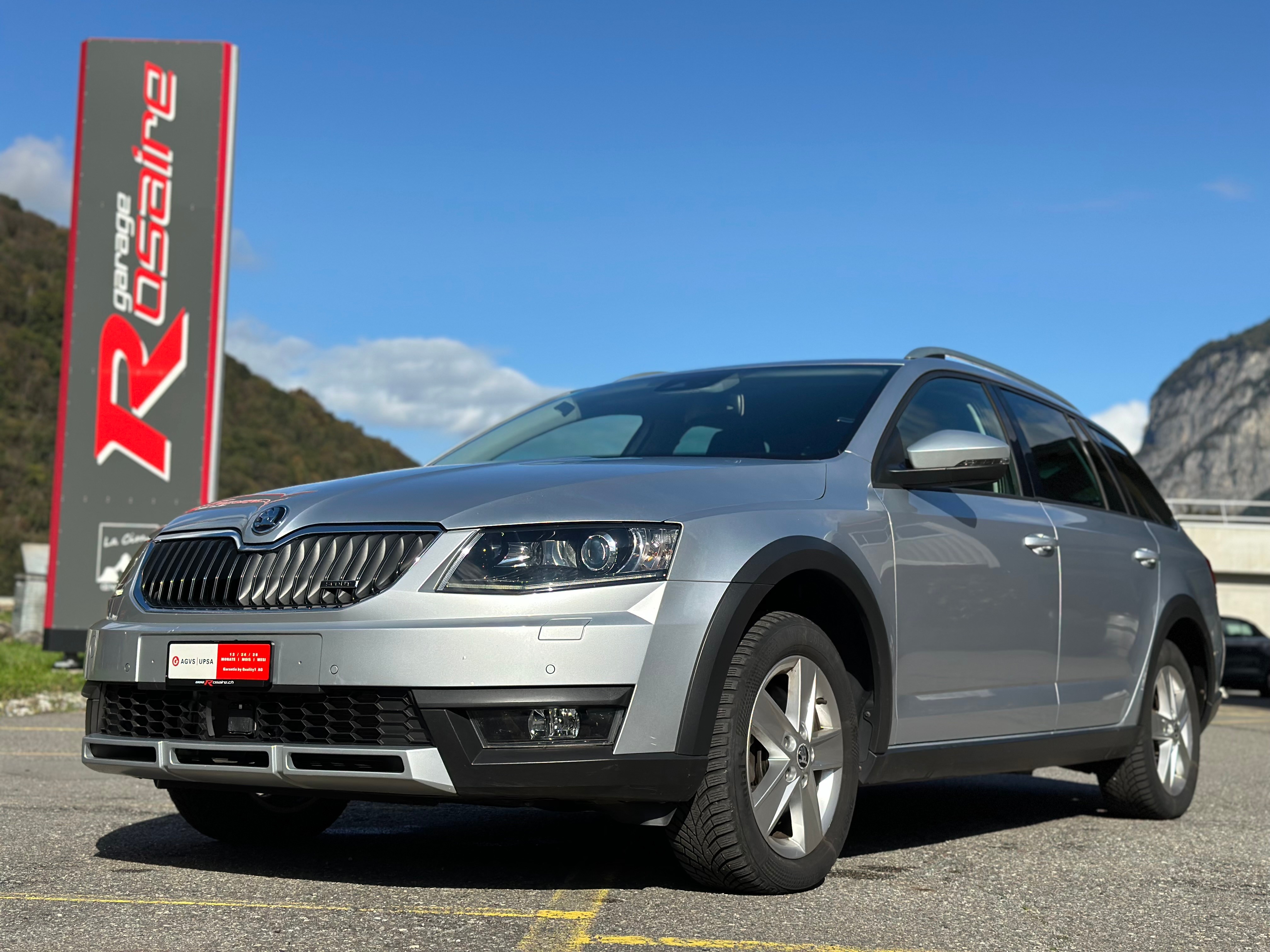 SKODA Octavia Combi 1.8 TSI Scout 4x4 DSG