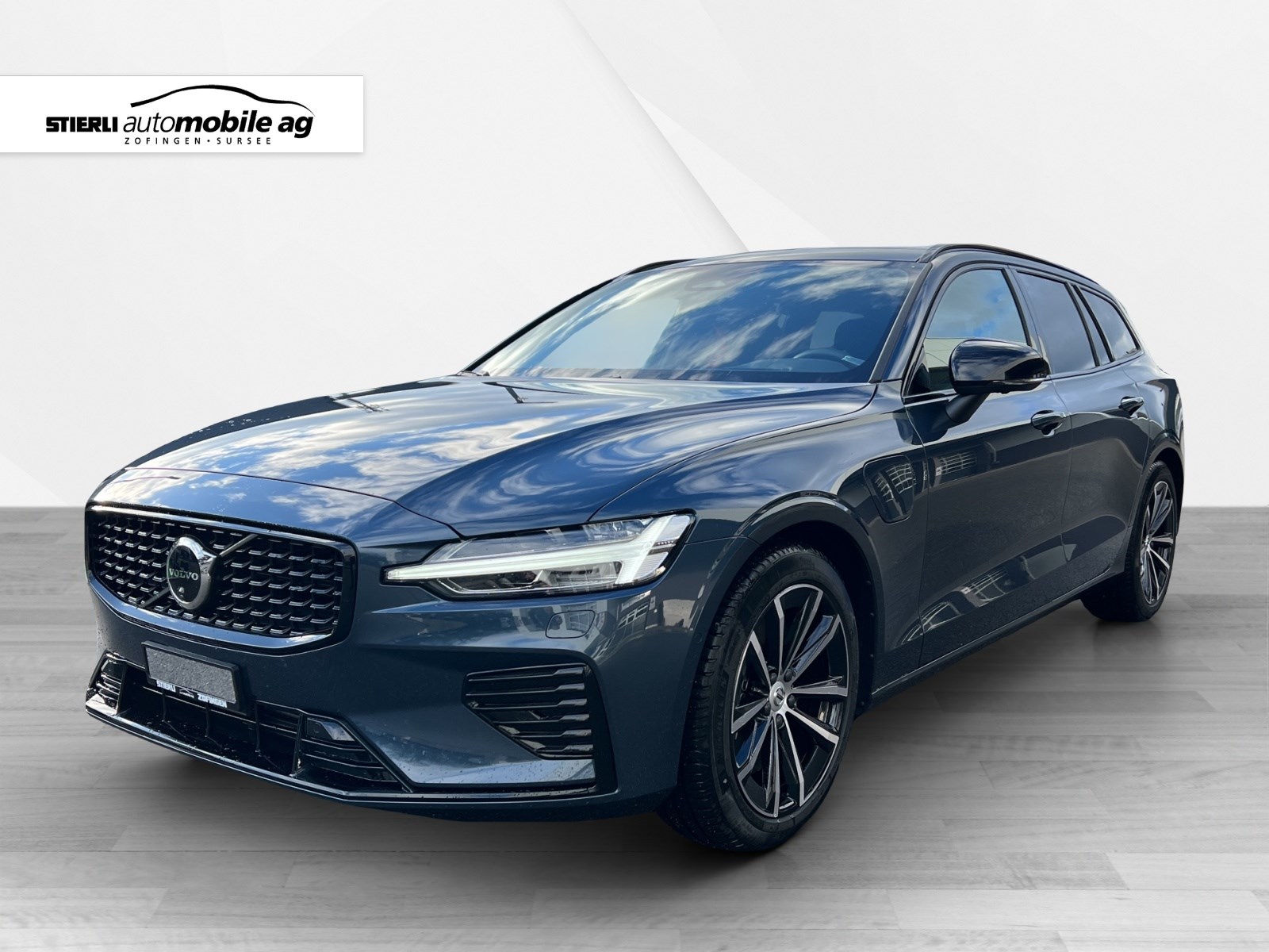 VOLVO V60 2.0 T8 TE Ultra Dark eAWD