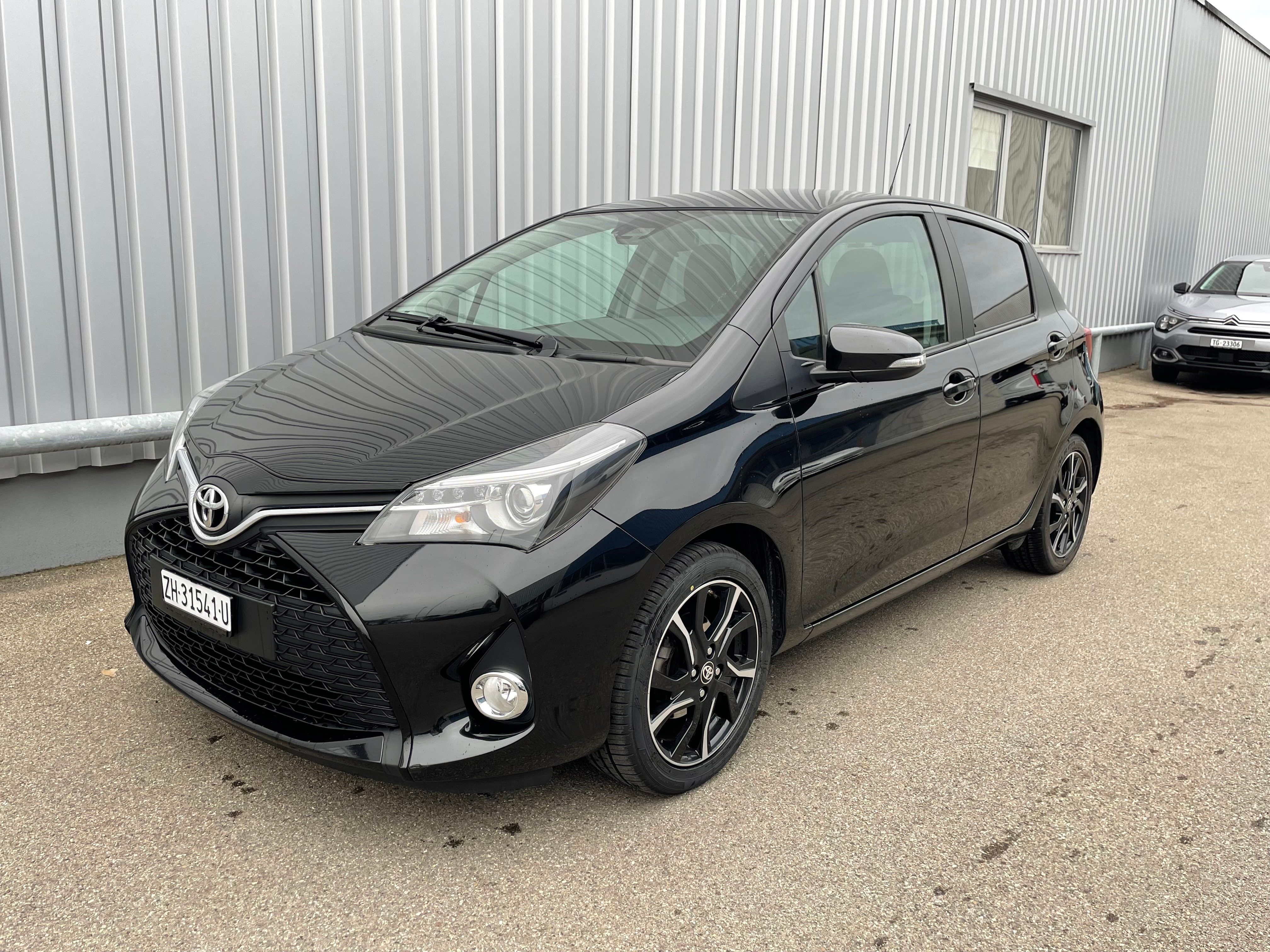 TOYOTA Yaris 1.33 Style