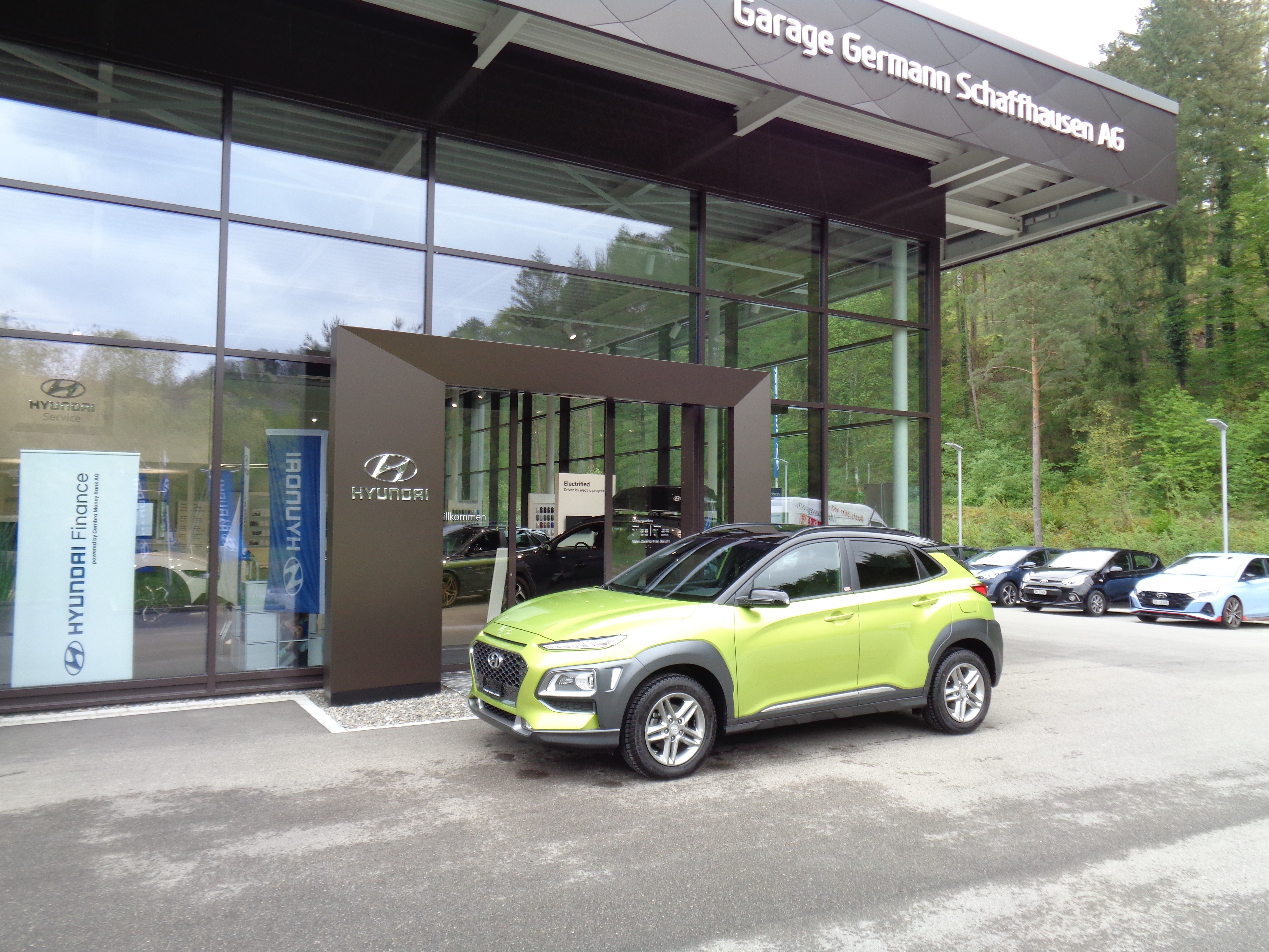 HYUNDAI Kona 1.0 T-GDi Amplia 2WD