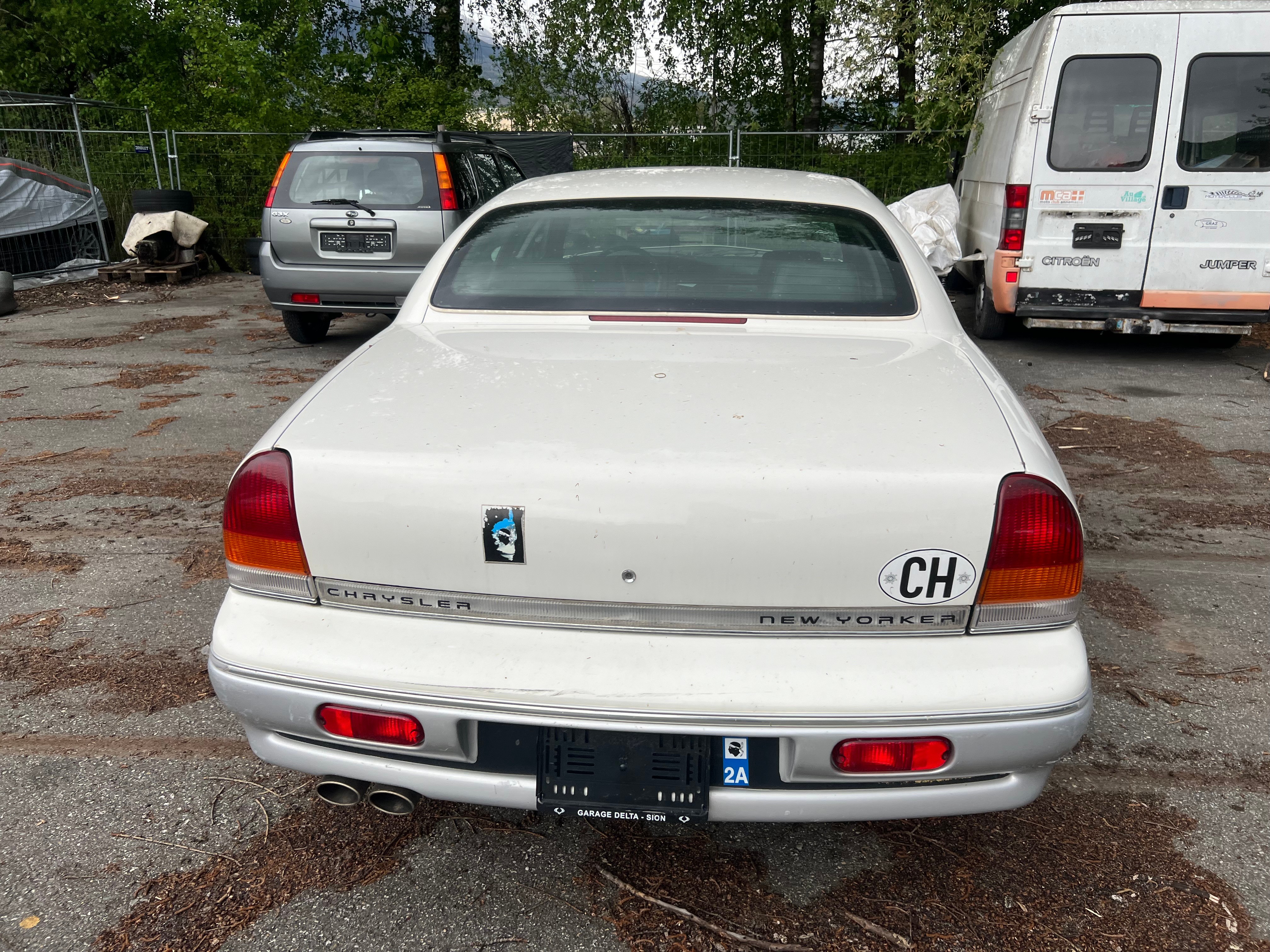 CHRYSLER New Yorker 3.5 V6