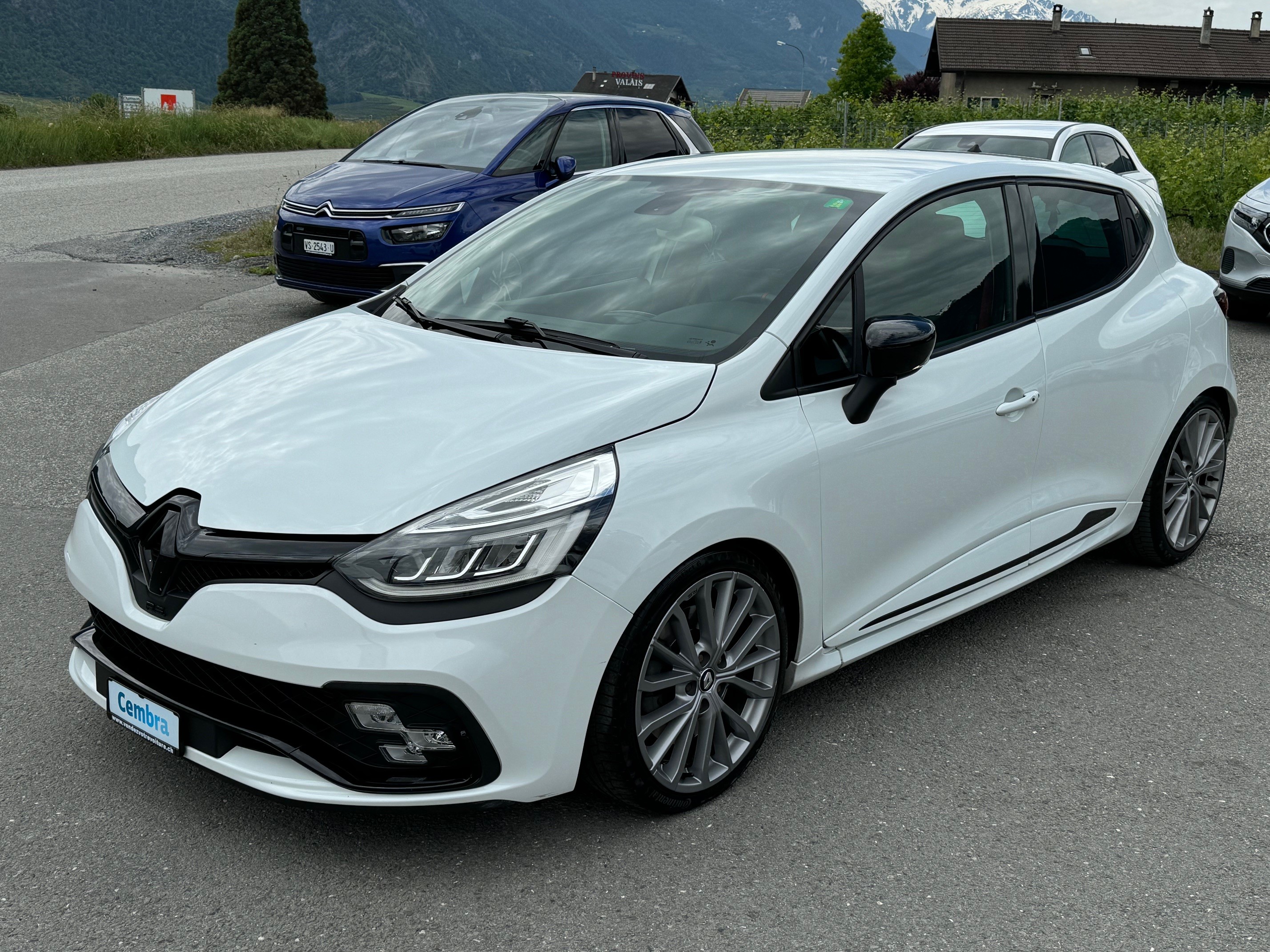 RENAULT Clio 1.6 T RS 200 EDC