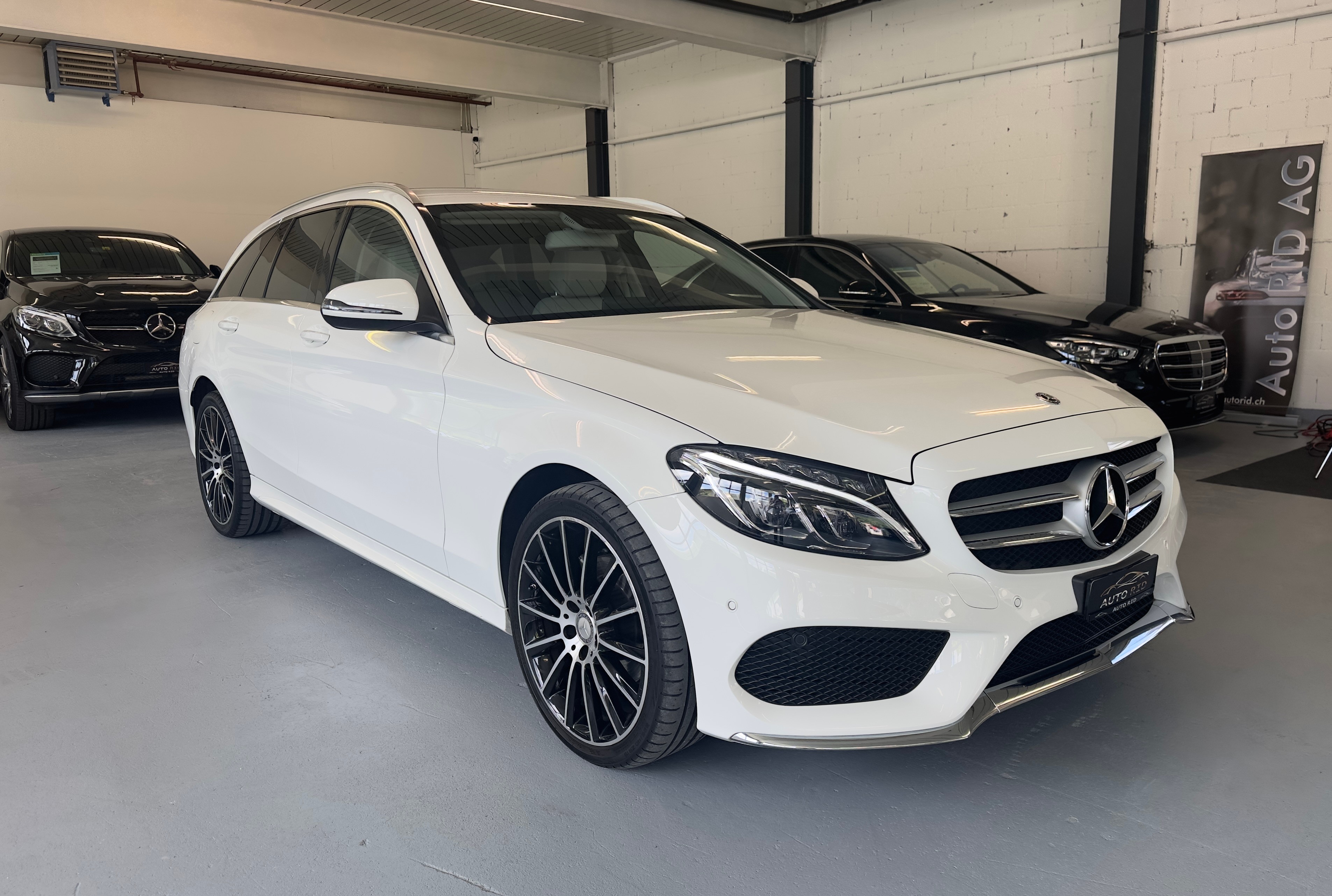 MERCEDES-BENZ C 220 d AMG Line 4Matic 9G-Tronic