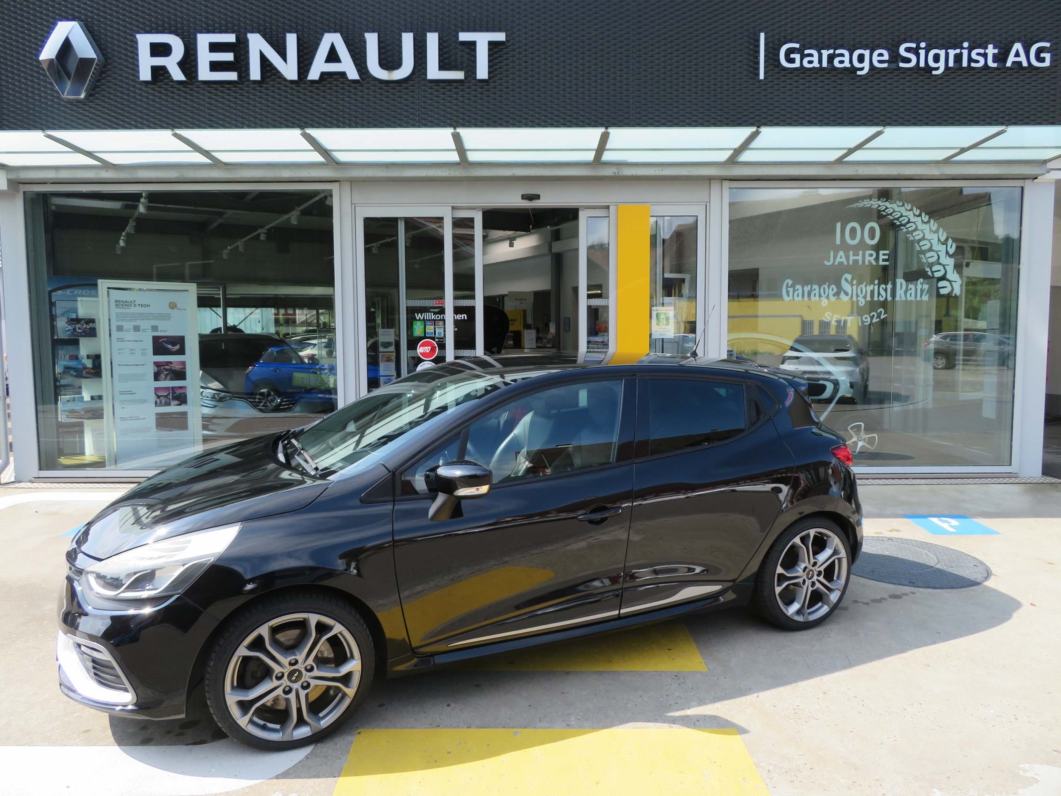 RENAULT Clio Sport 1.6 T 200 RS S/S