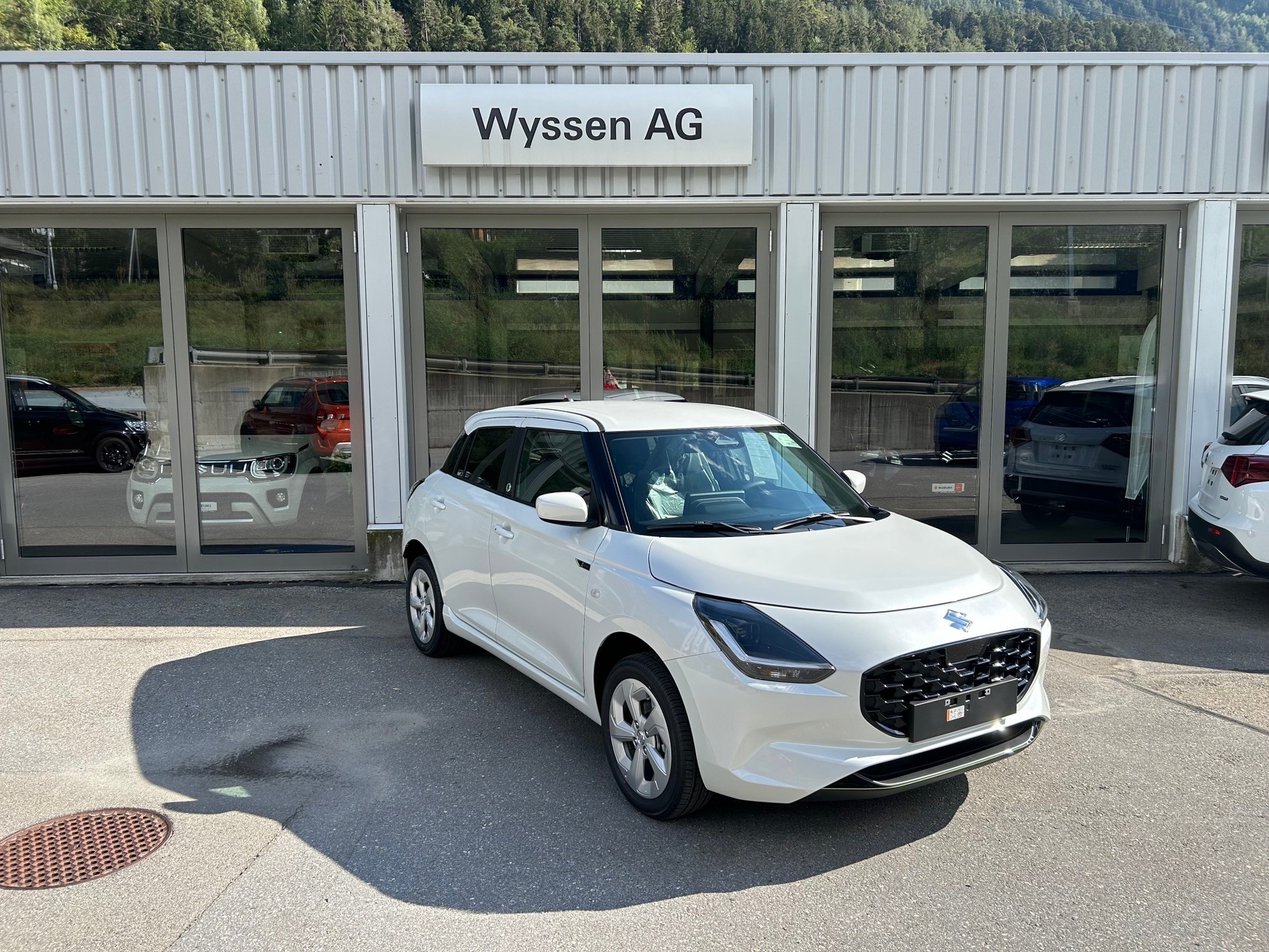 SUZUKI Swift 1.2 1st Edition Hybrid 4x4