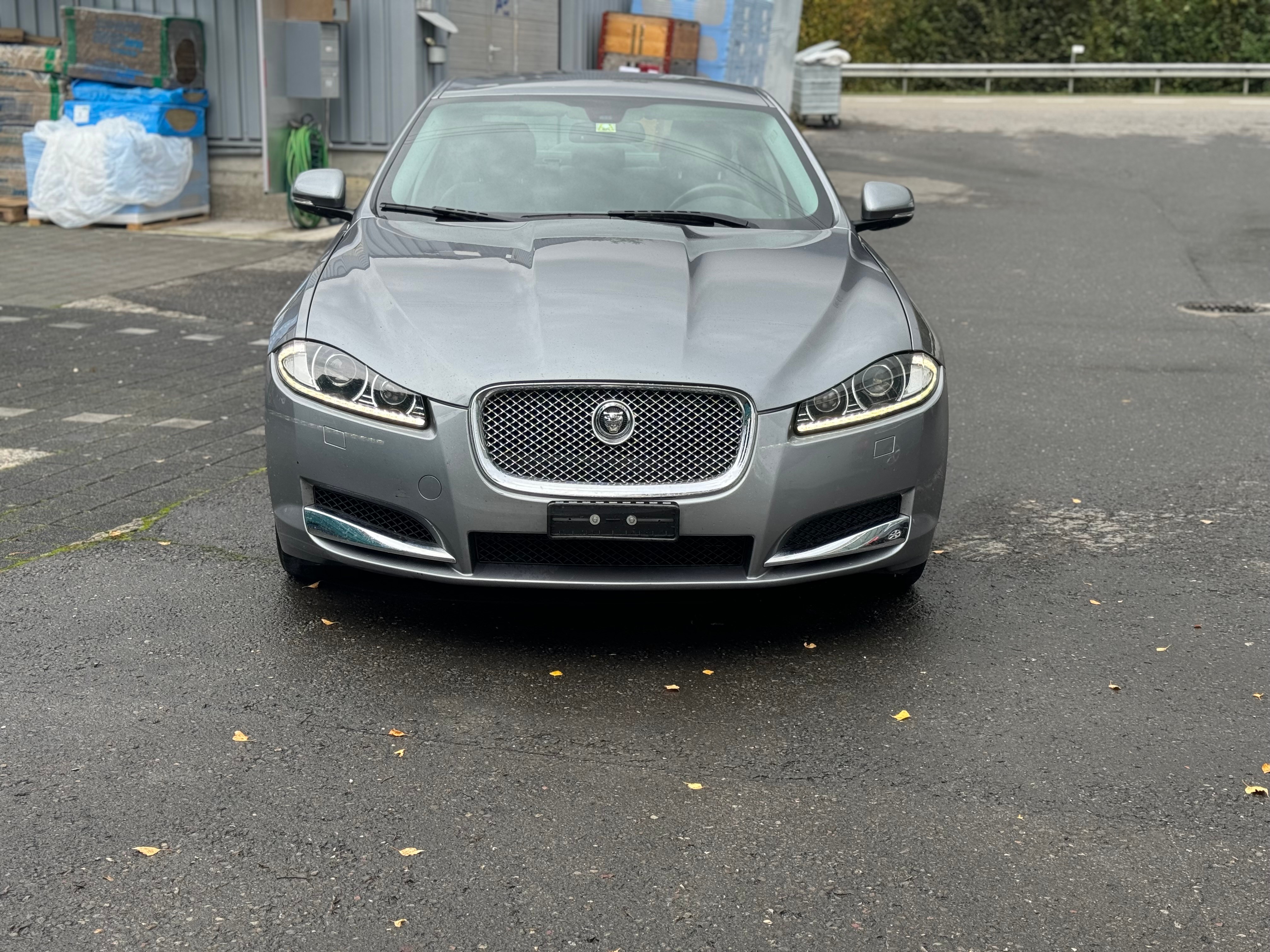 JAGUAR XF 2.2d