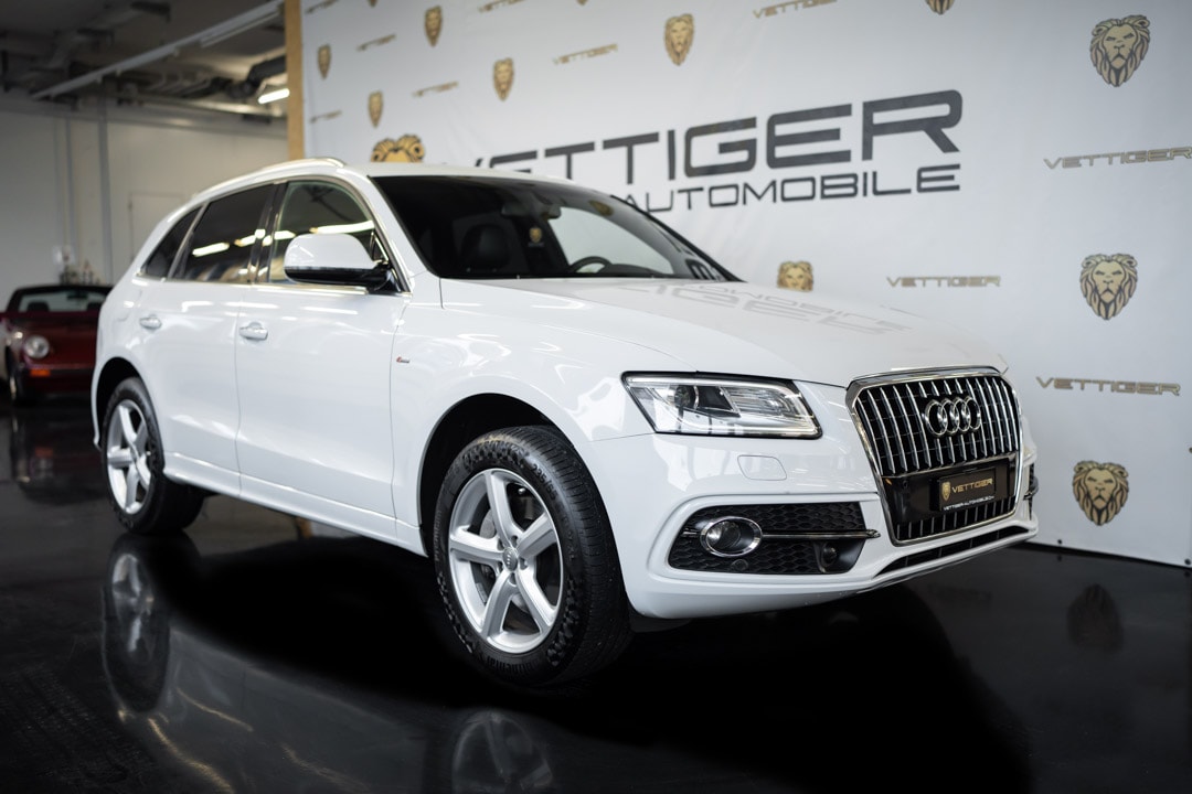 AUDI Q5 3.0 TDI clean quattro S-tronic