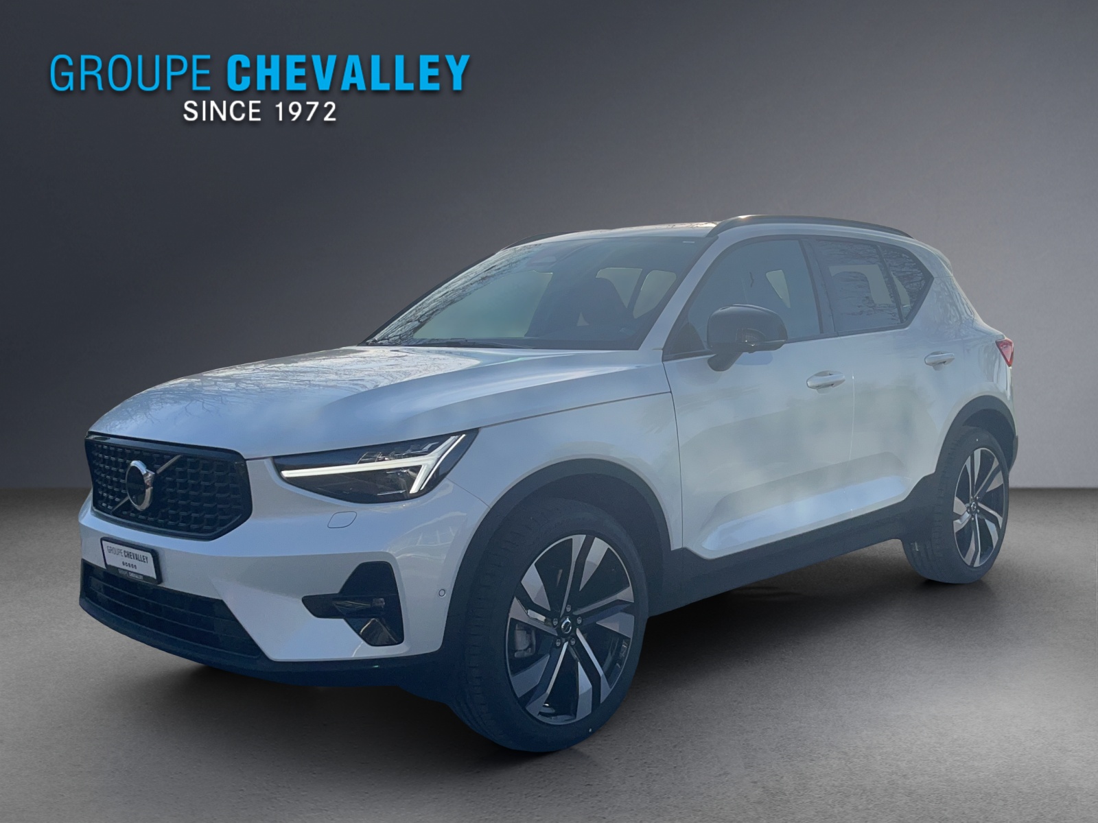 VOLVO XC40 B4 B Ultimate Dark