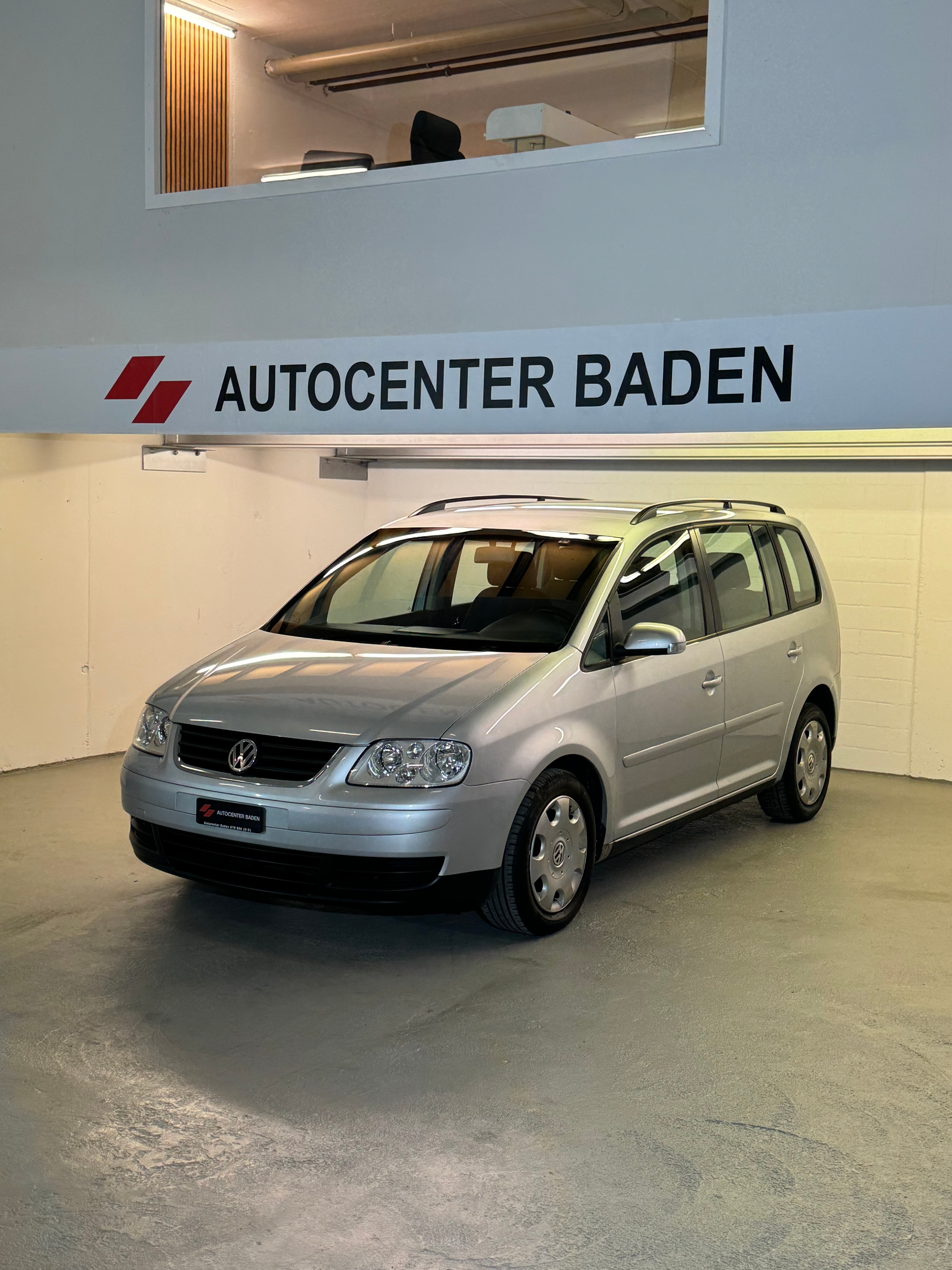 VW Touran 2.0 TDI Trendline DSG