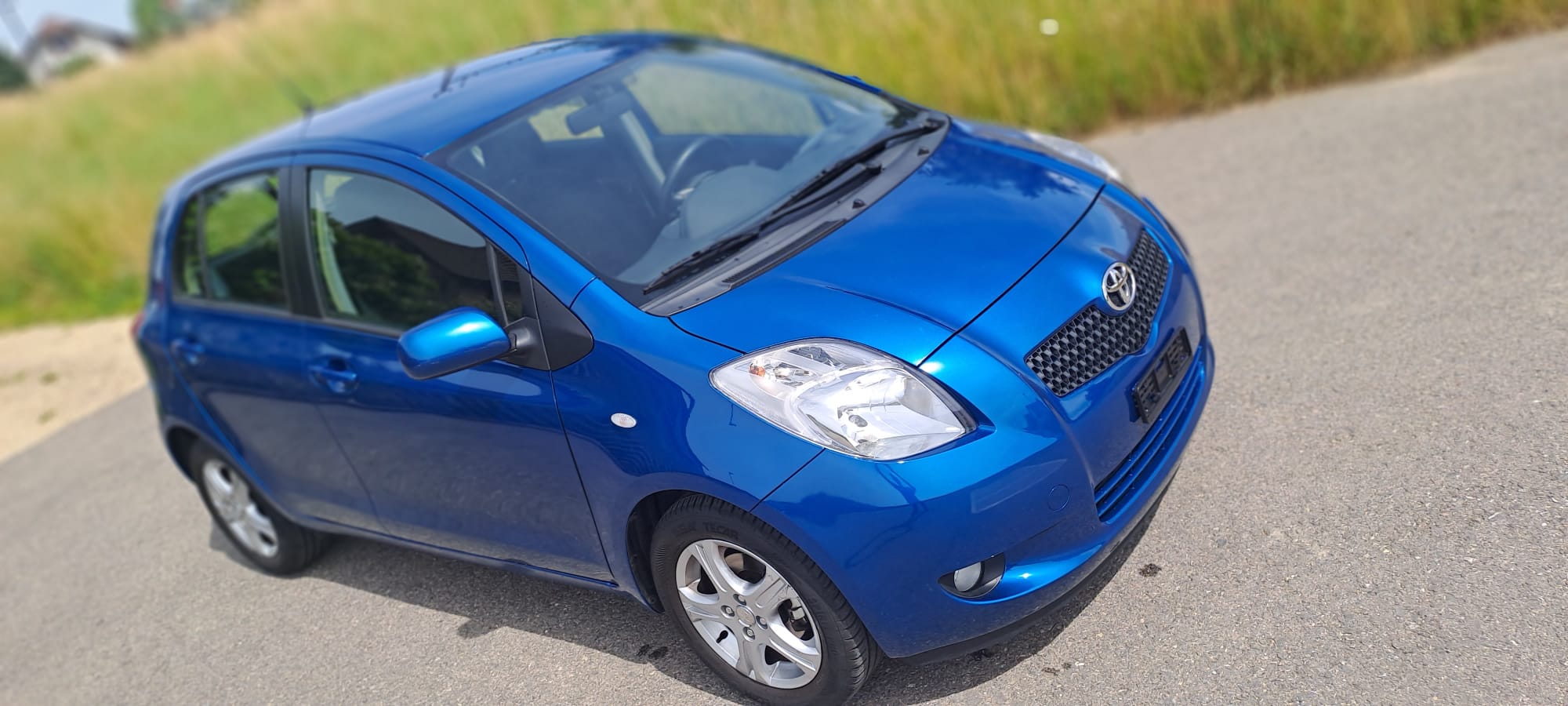 TOYOTA Yaris 1.3 Linea Luna