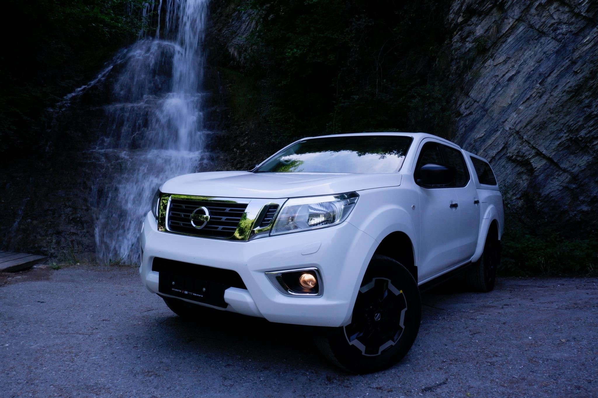 NISSAN Navara Double Cab N-Connecta 2.3 dCi 4WD