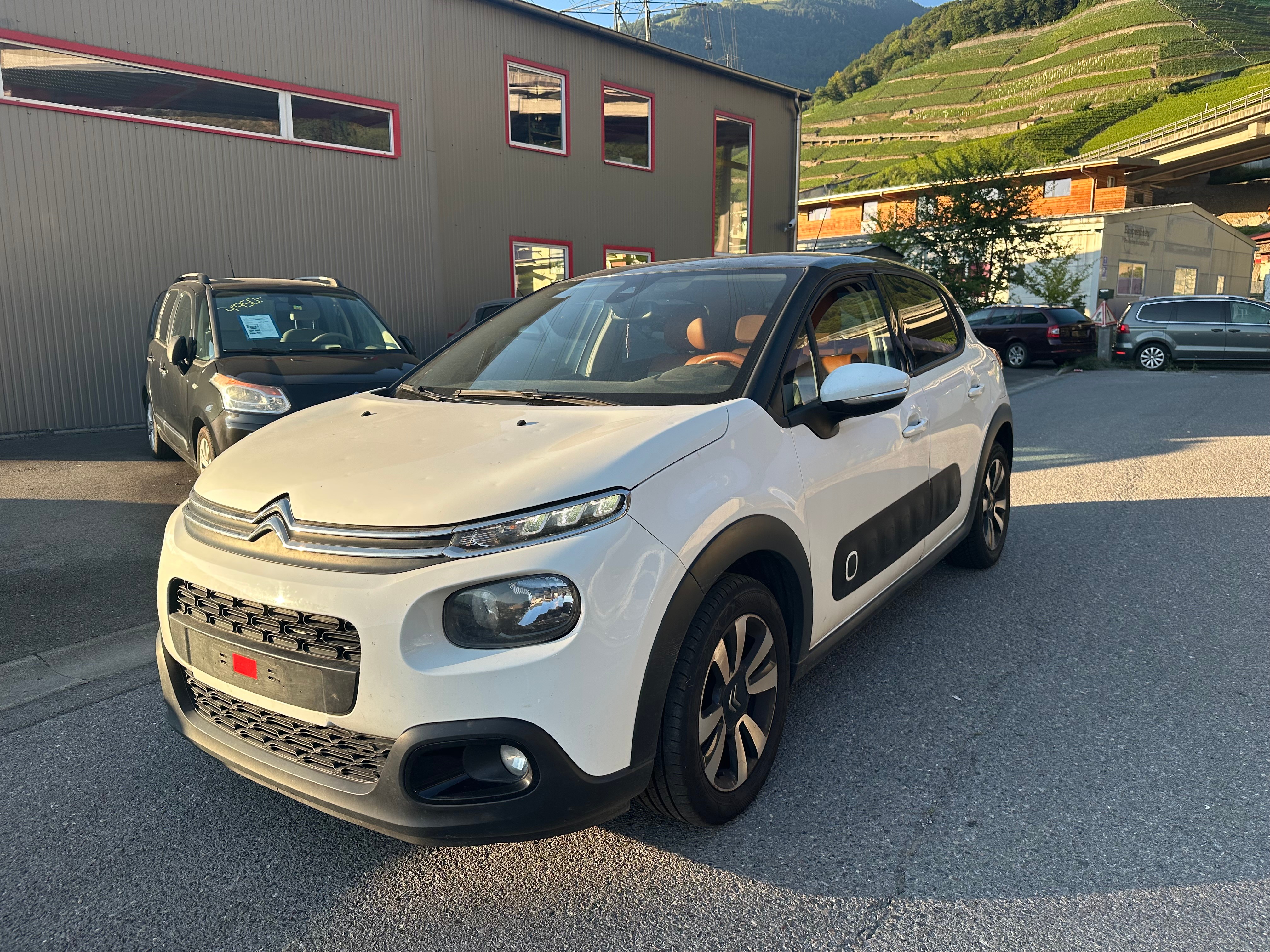 CITROEN C3 1.2i PureTech Shine