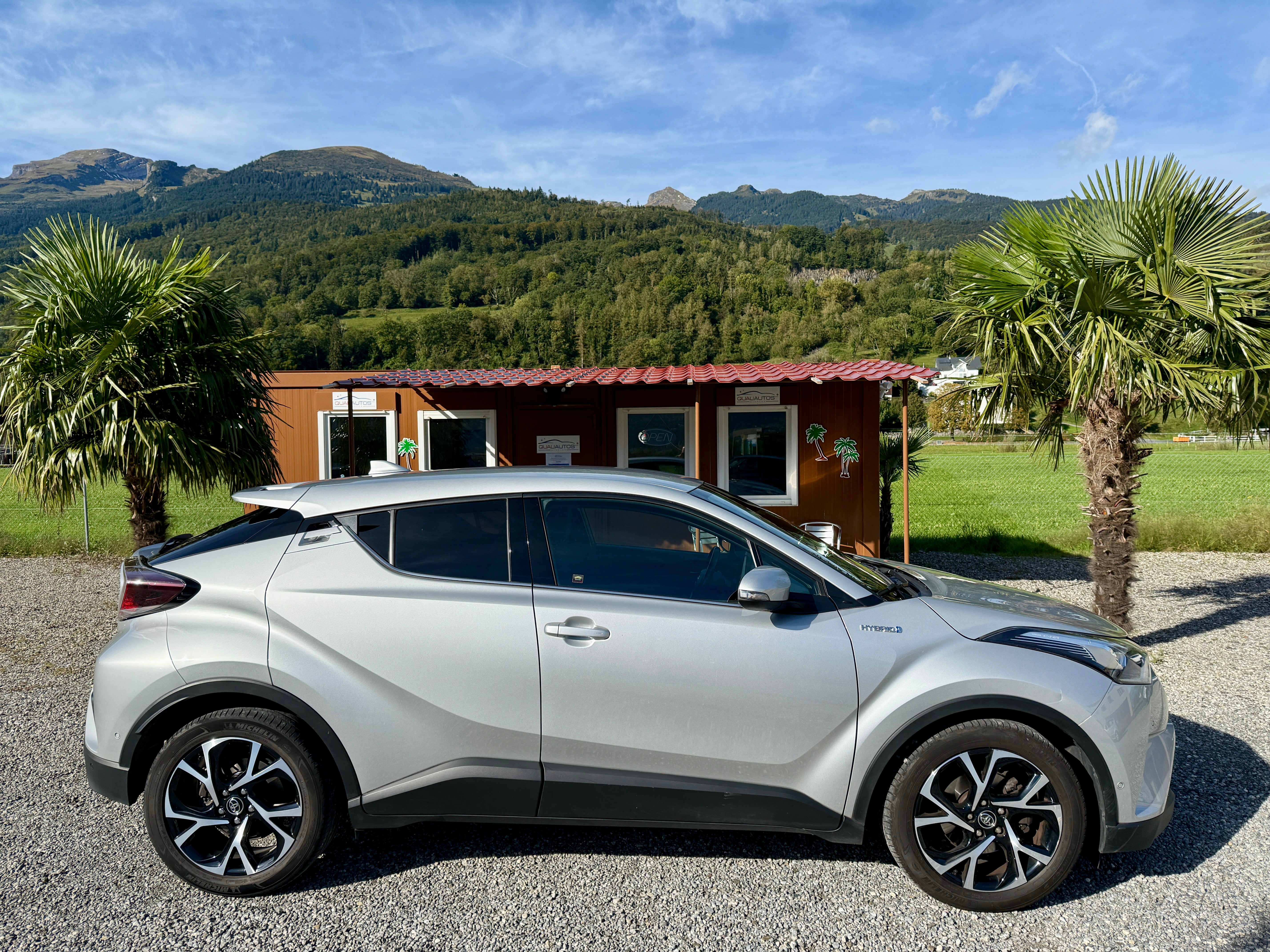 TOYOTA C-HR 1.8 HSD Limited CVT