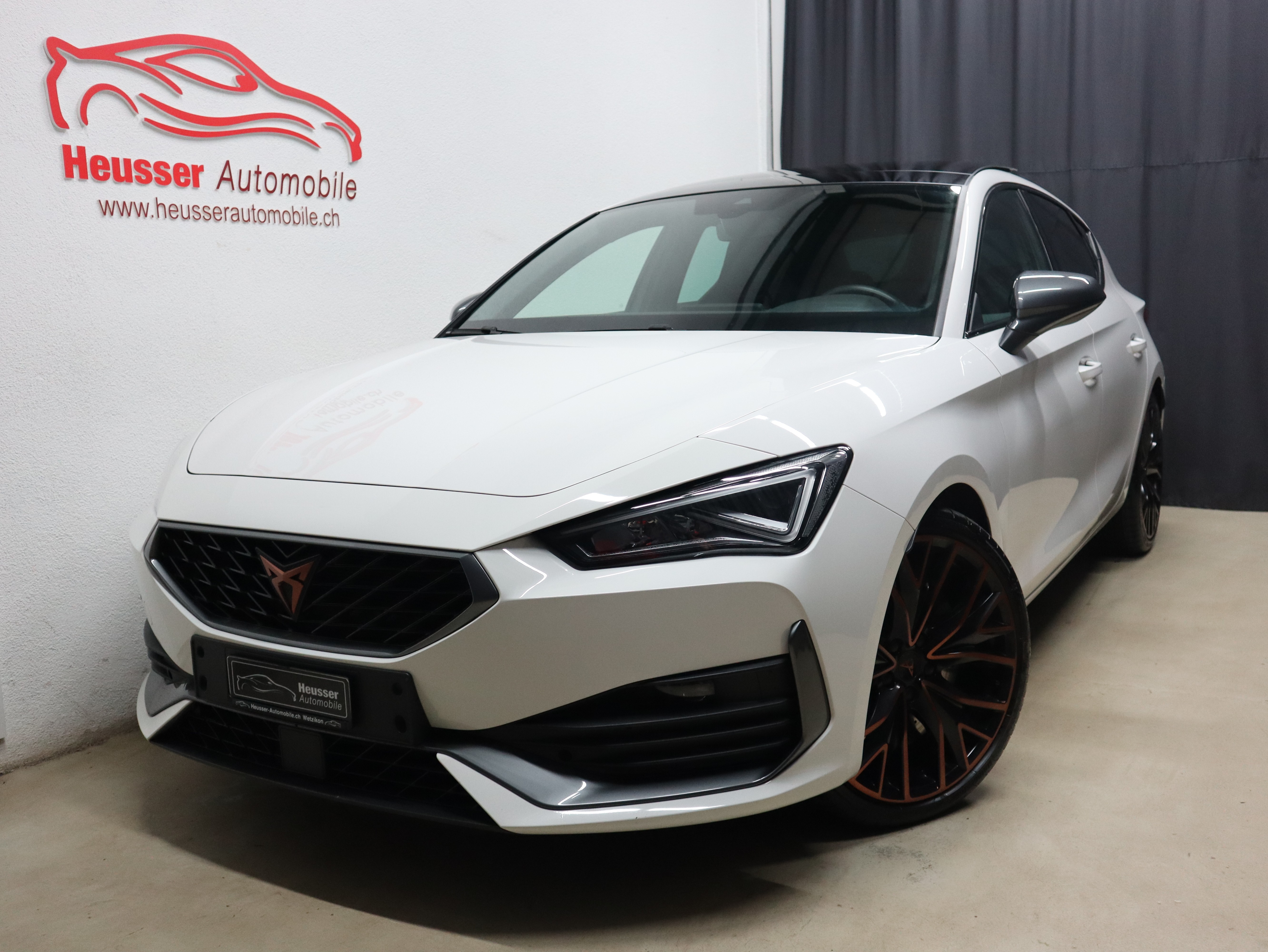 CUPRA LEON VZ 2.0 TSI DSG - Panorama - Digital Cockpit - Navi - Beats - BREMBO - 300 PS