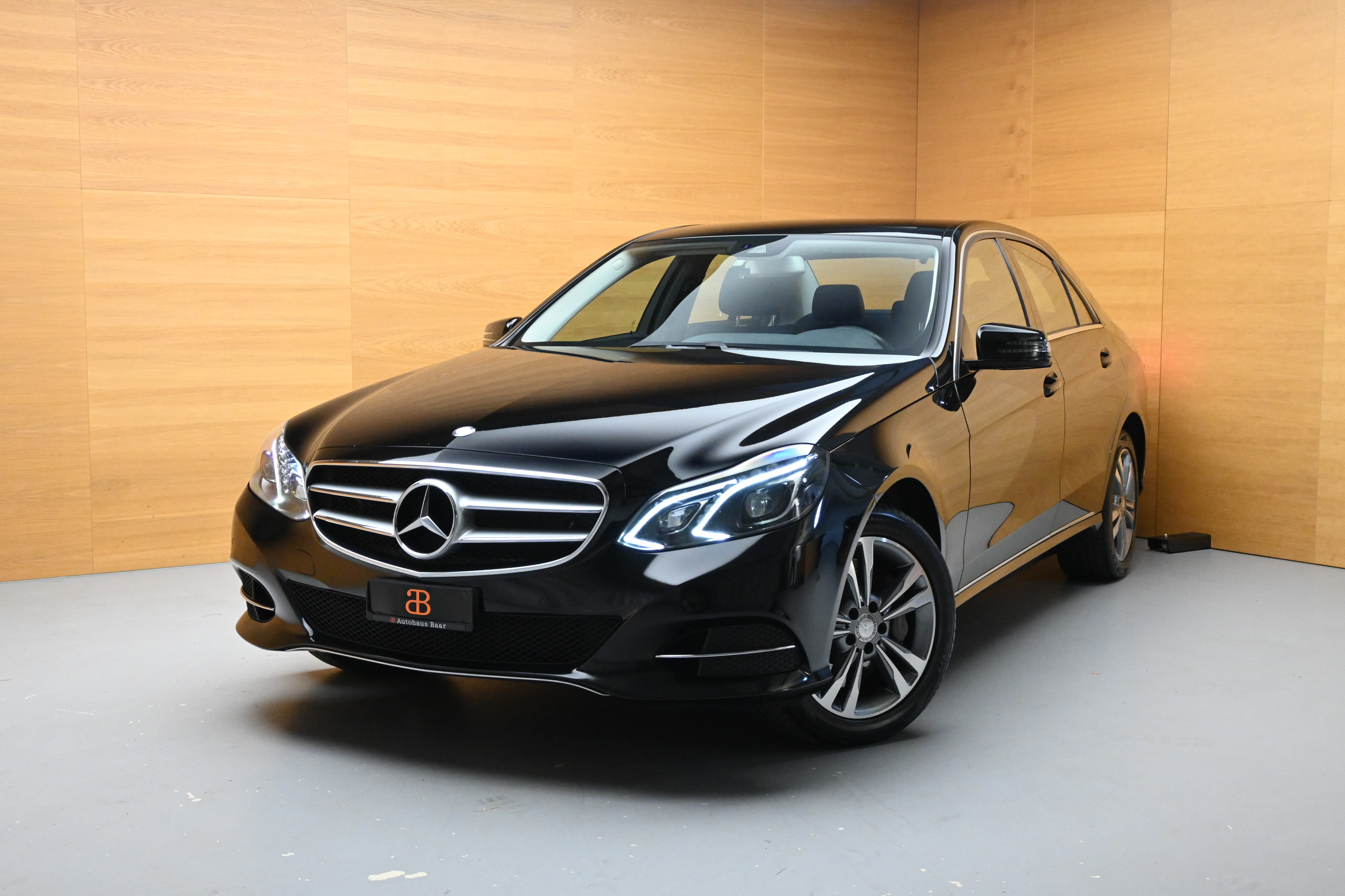 MERCEDES-BENZ E 400 Avantgarde 4Matic 7G-Tronic