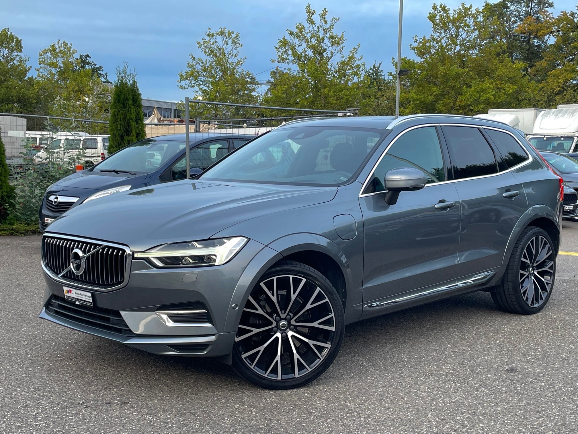 VOLVO XC60 T8 eAWD Inscription Geartronic Bowers & Wilkins / AHK 2100kg