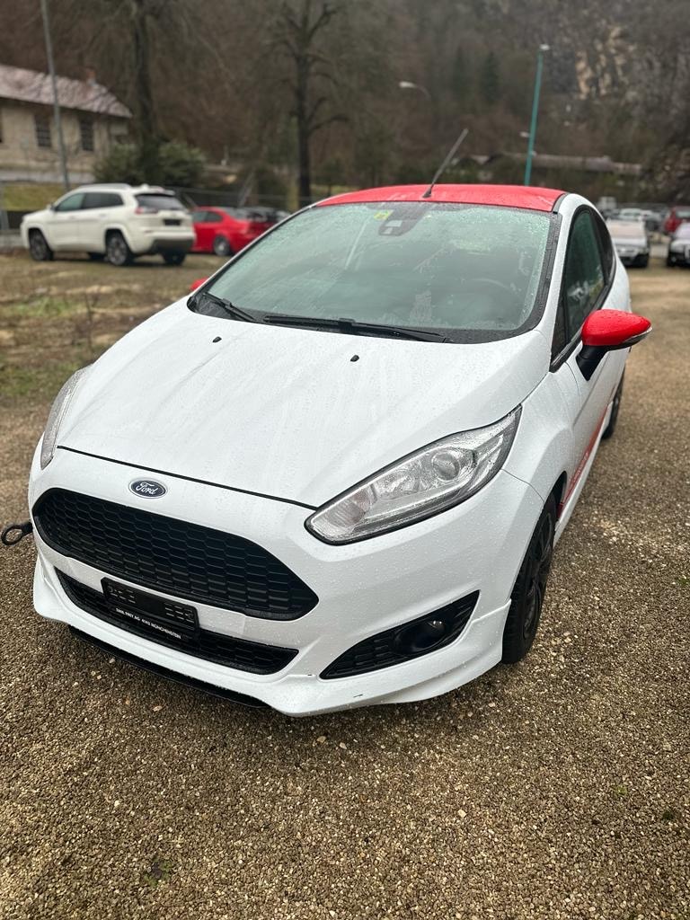 FORD Fiesta 1.0 SCTi Sport Red