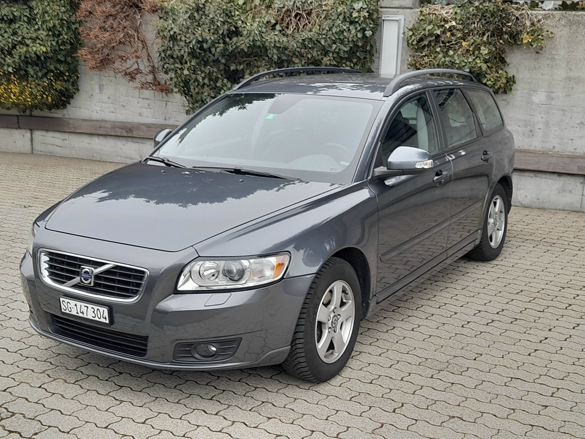 VOLVO V50 1.6D