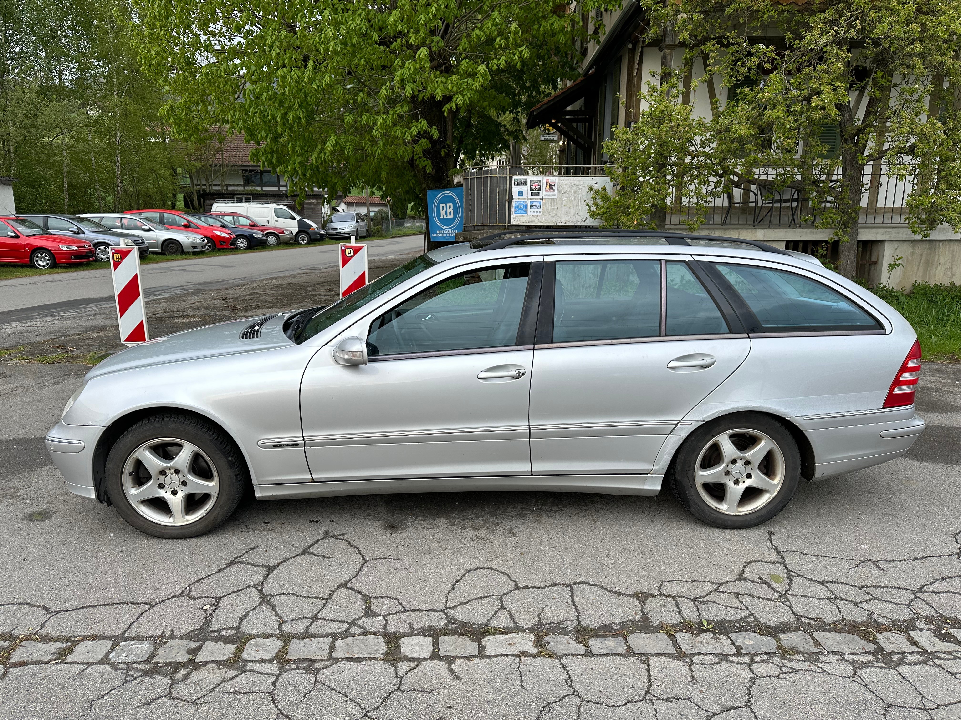 MERCEDES-BENZ C 240 Avantgarde