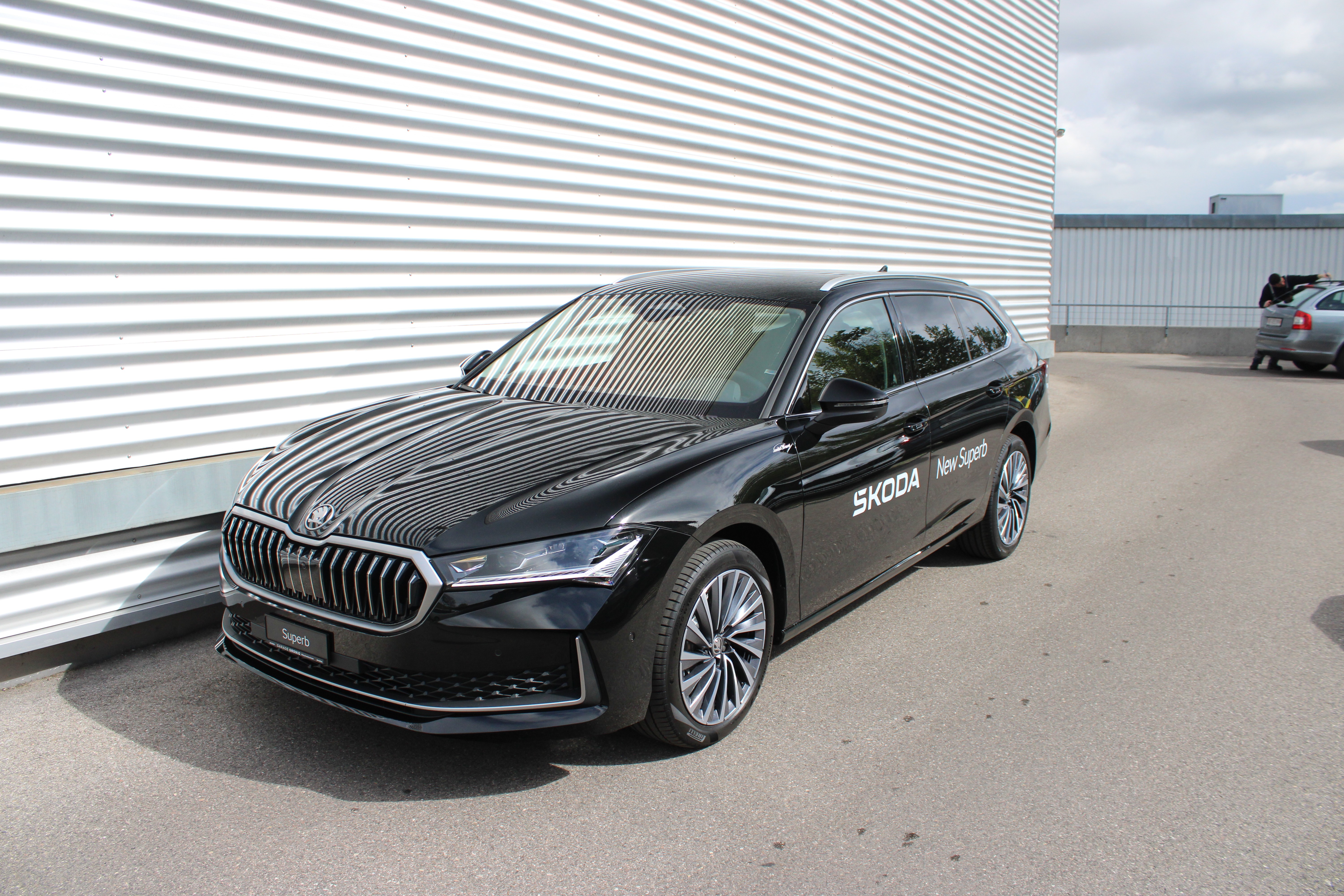 SKODA Superb Combi 2.0 TDi L&K 4x4 DSG