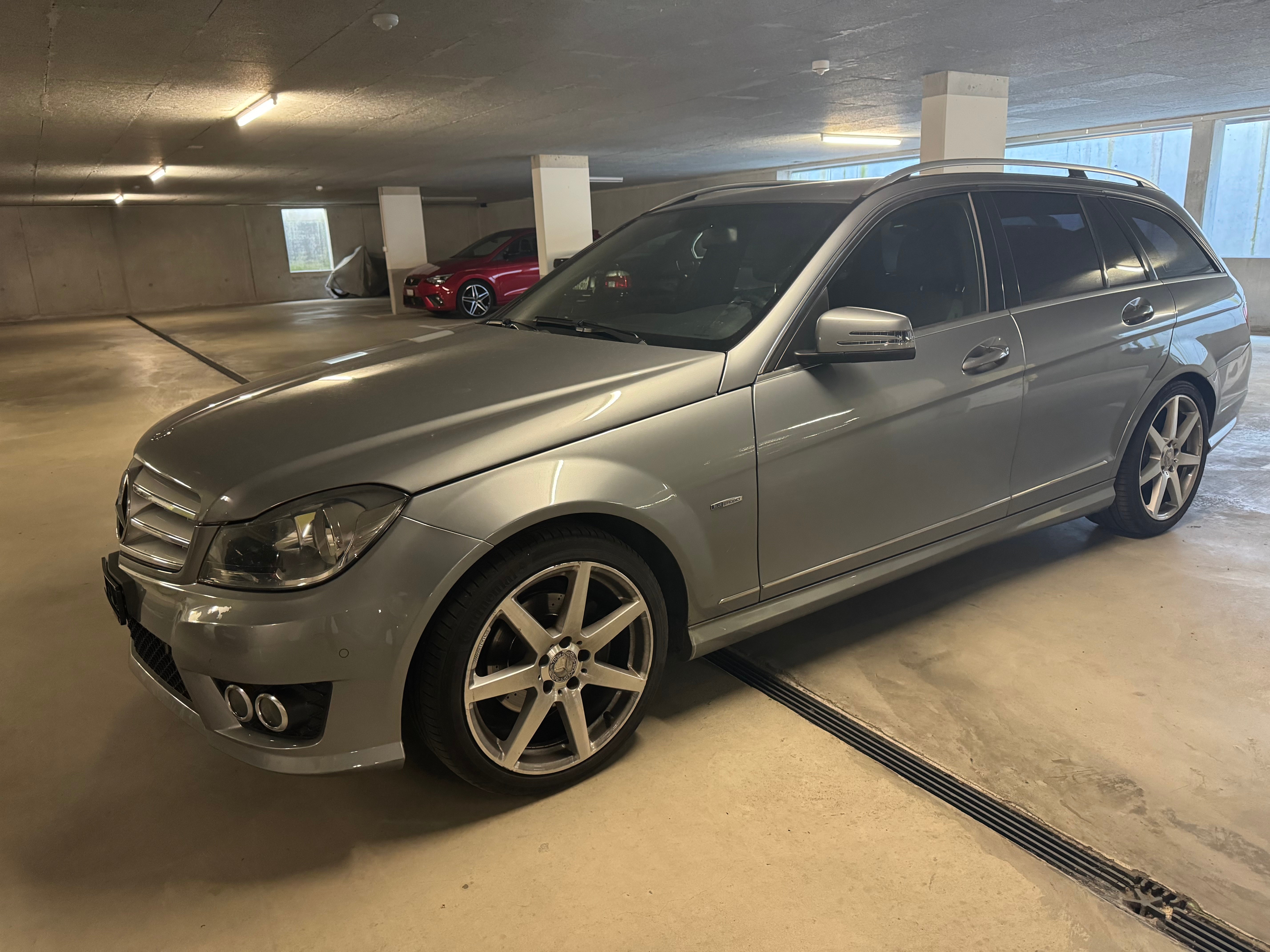 MERCEDES-BENZ C 180 BlueEfficiency Avantgarde 7G-Tronic