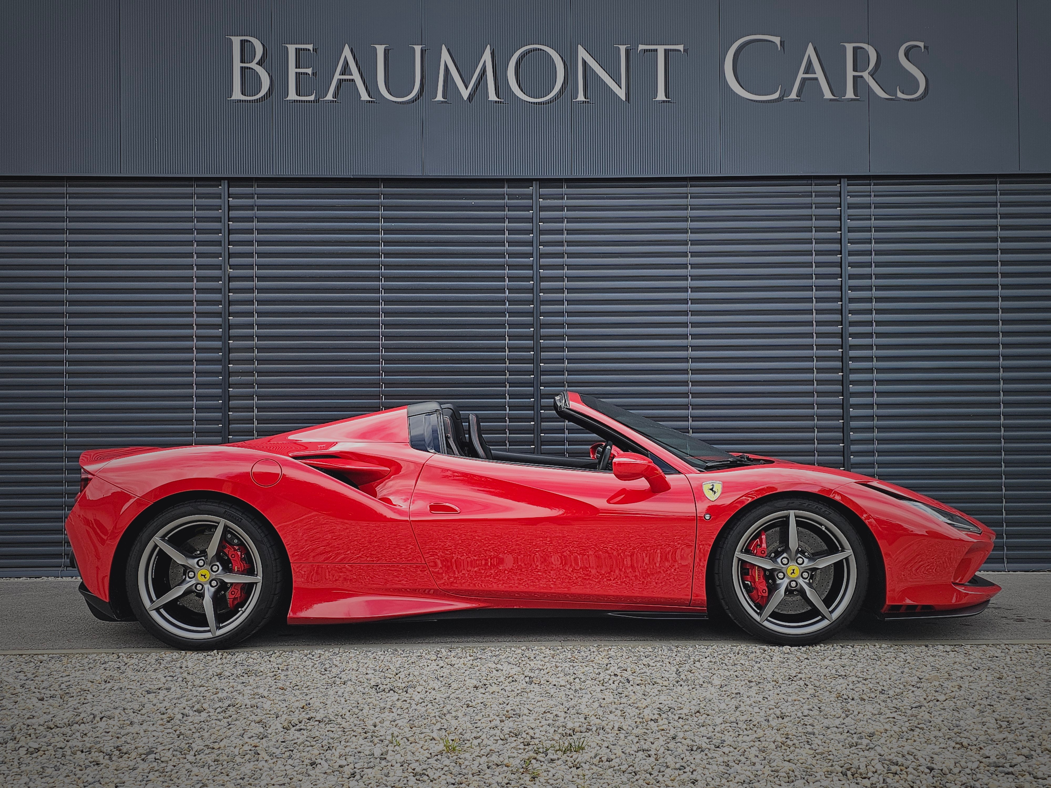 FERRARI F8 Spider