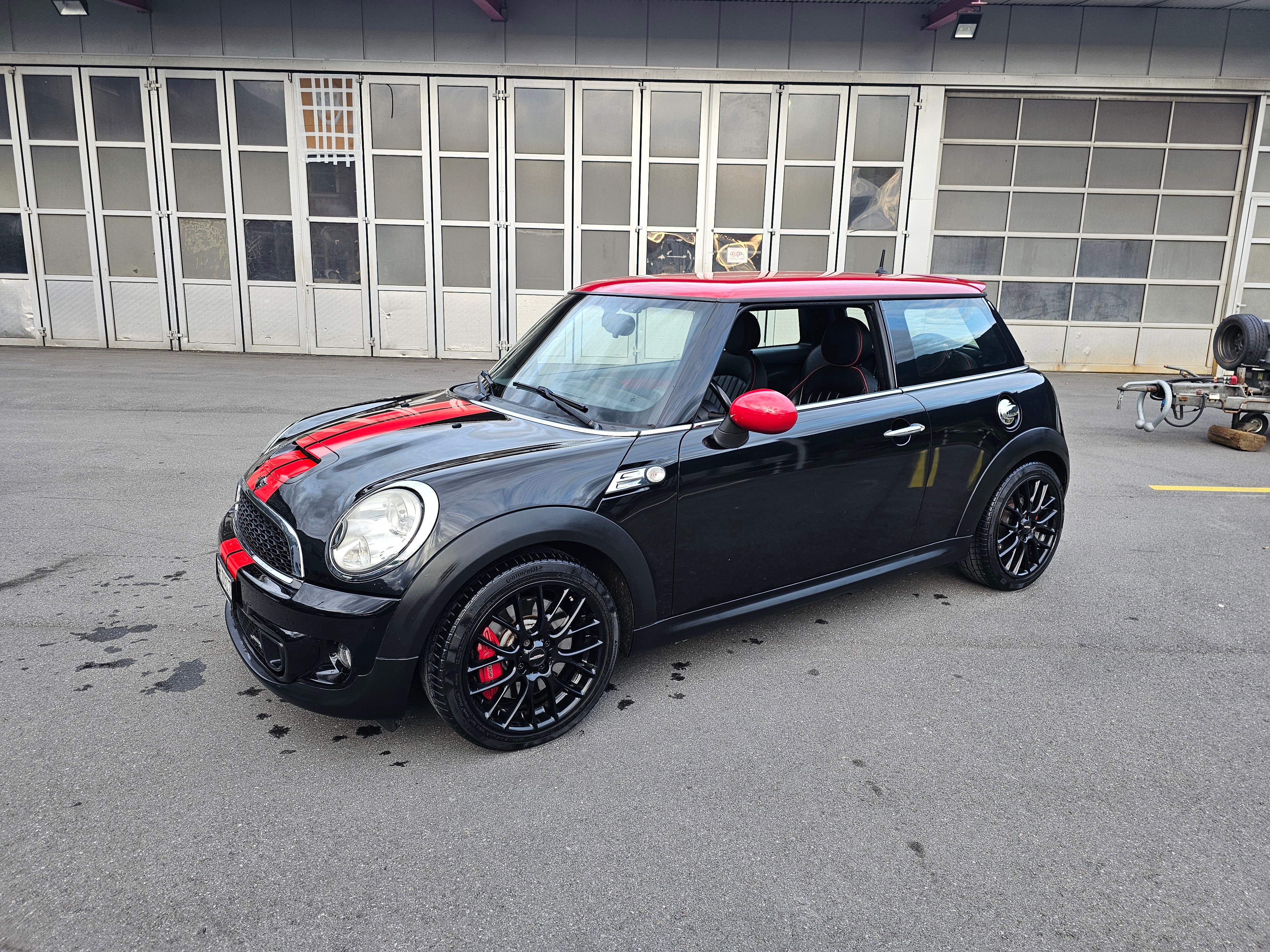 MINI Mini Cooper John Mini Cooper Works