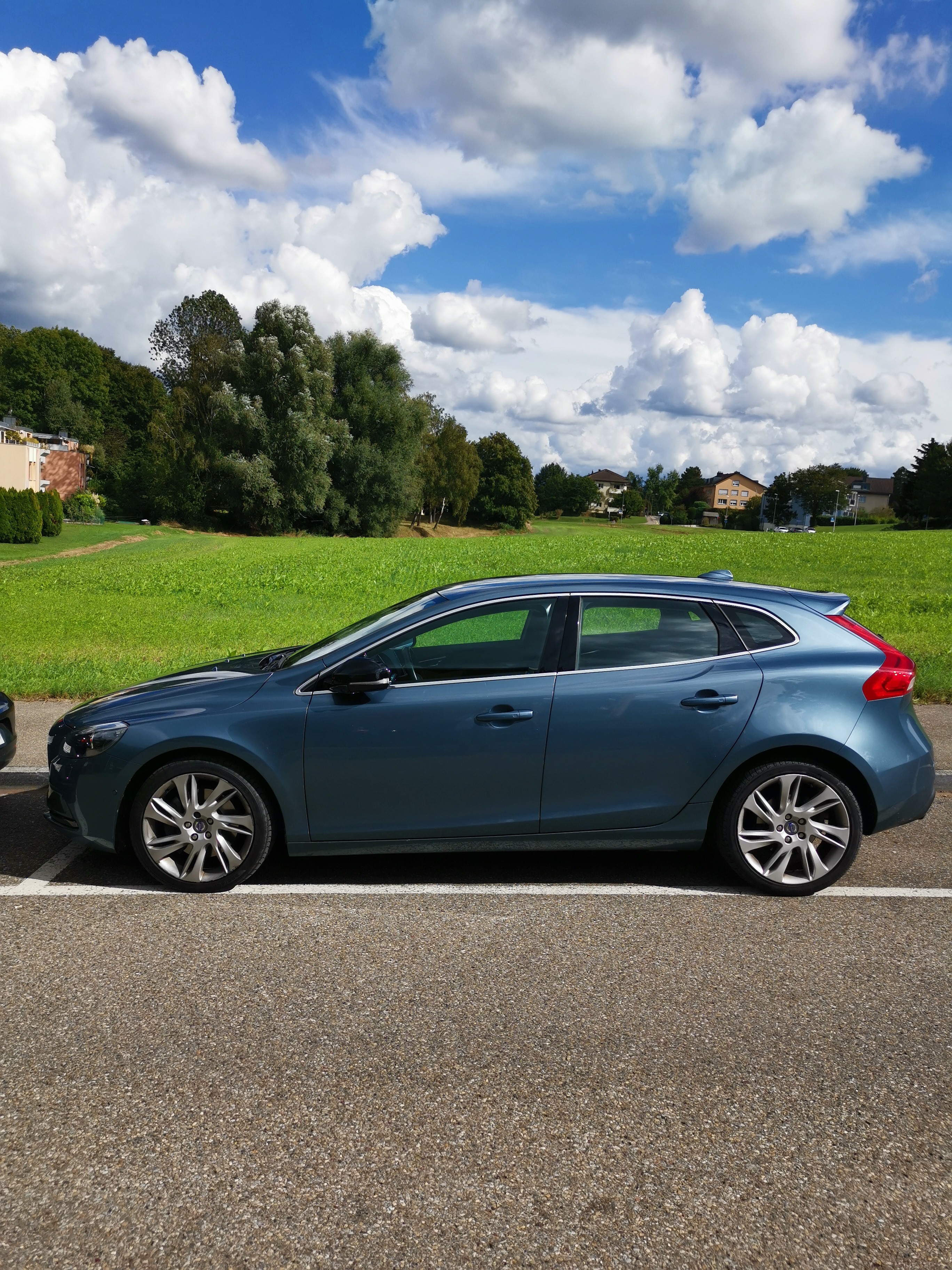 VOLVO V40 T5 Summum Geartronic 254 PS