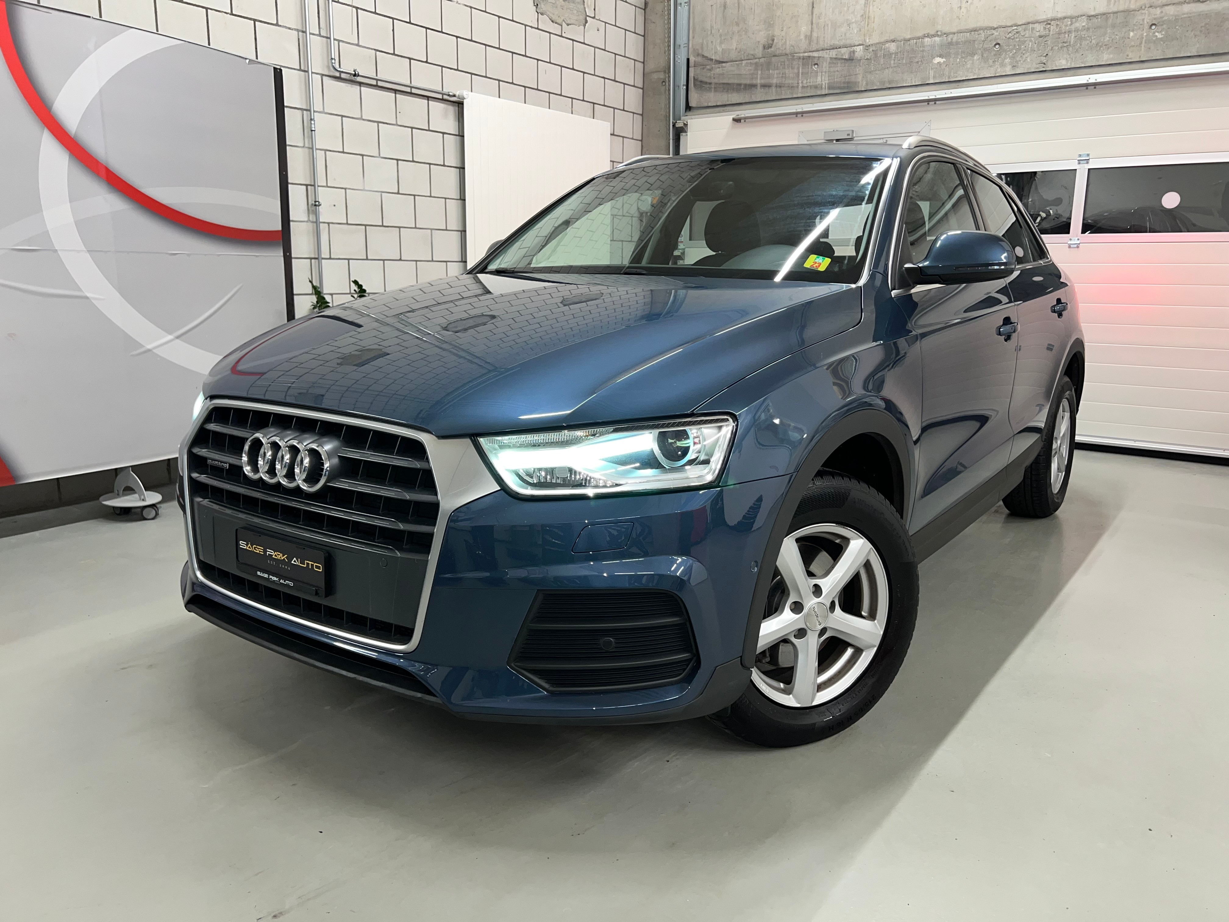 AUDI Q3 2.0 TDI design quattro S-tronic