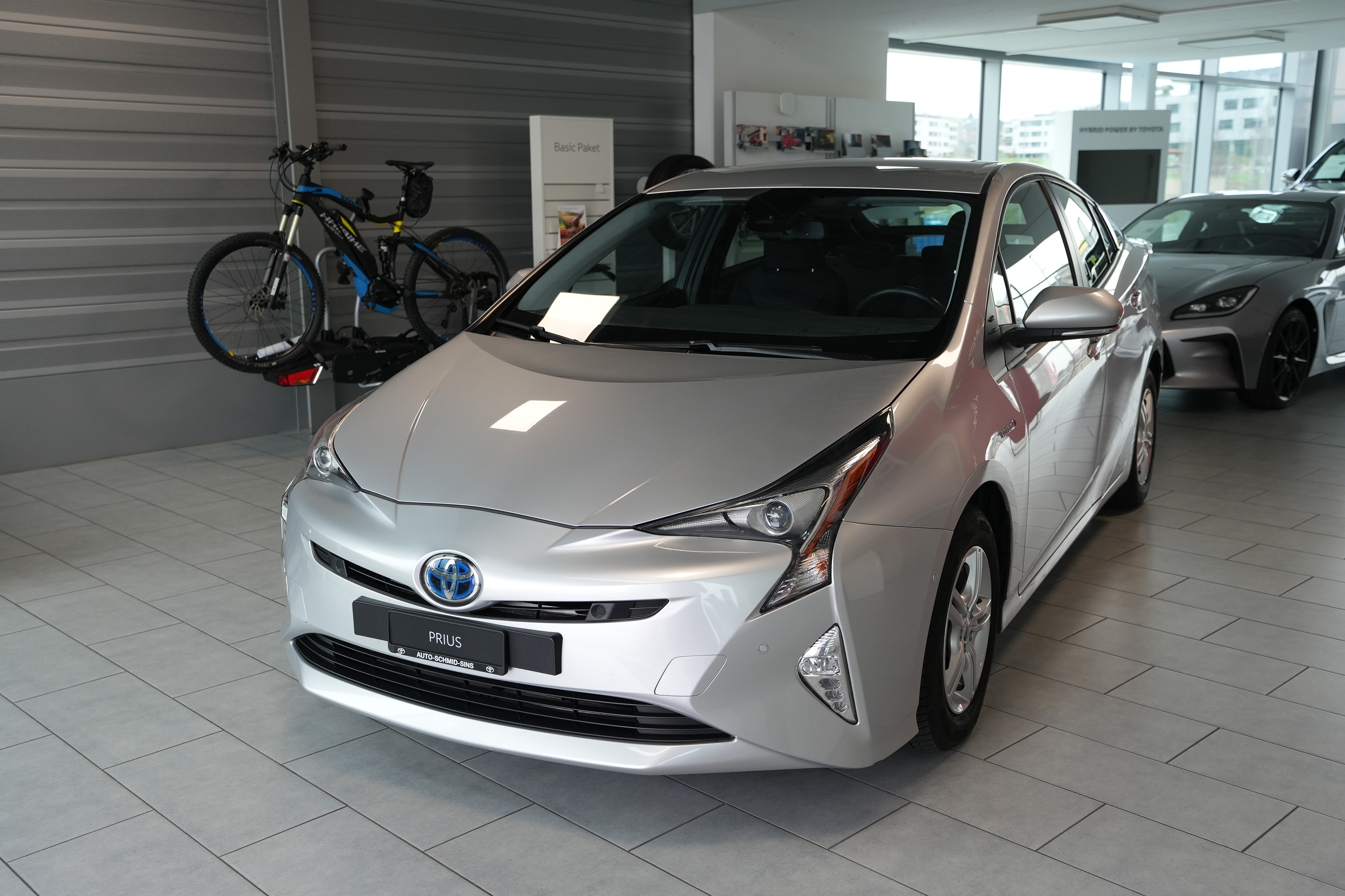 TOYOTA Prius 1.8 VVTi HSD Sol Premium